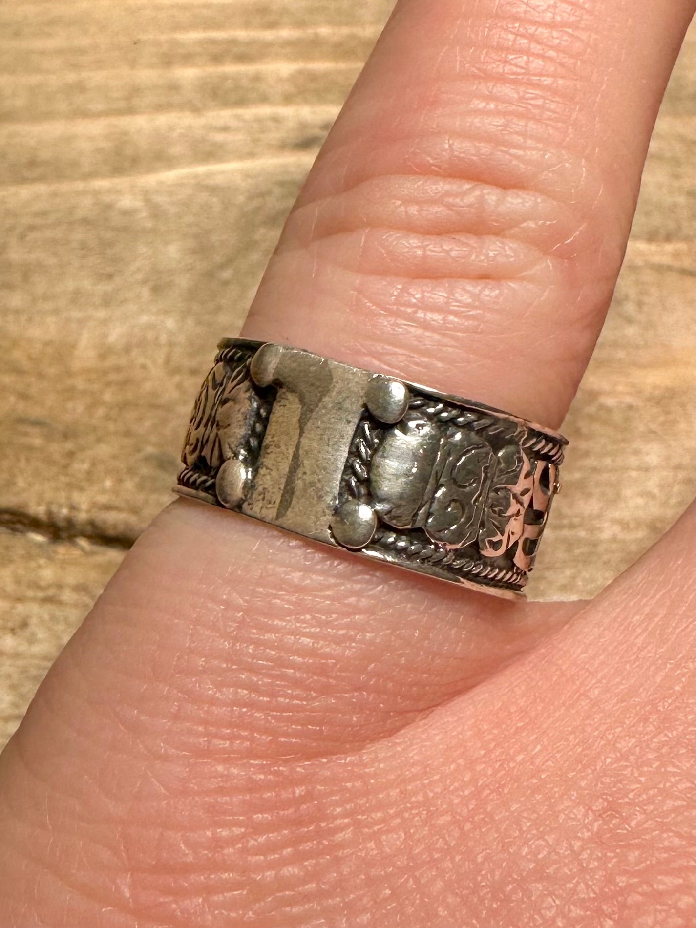 Vintage Om Mani Band 925 Silver Size M1/2 Ring