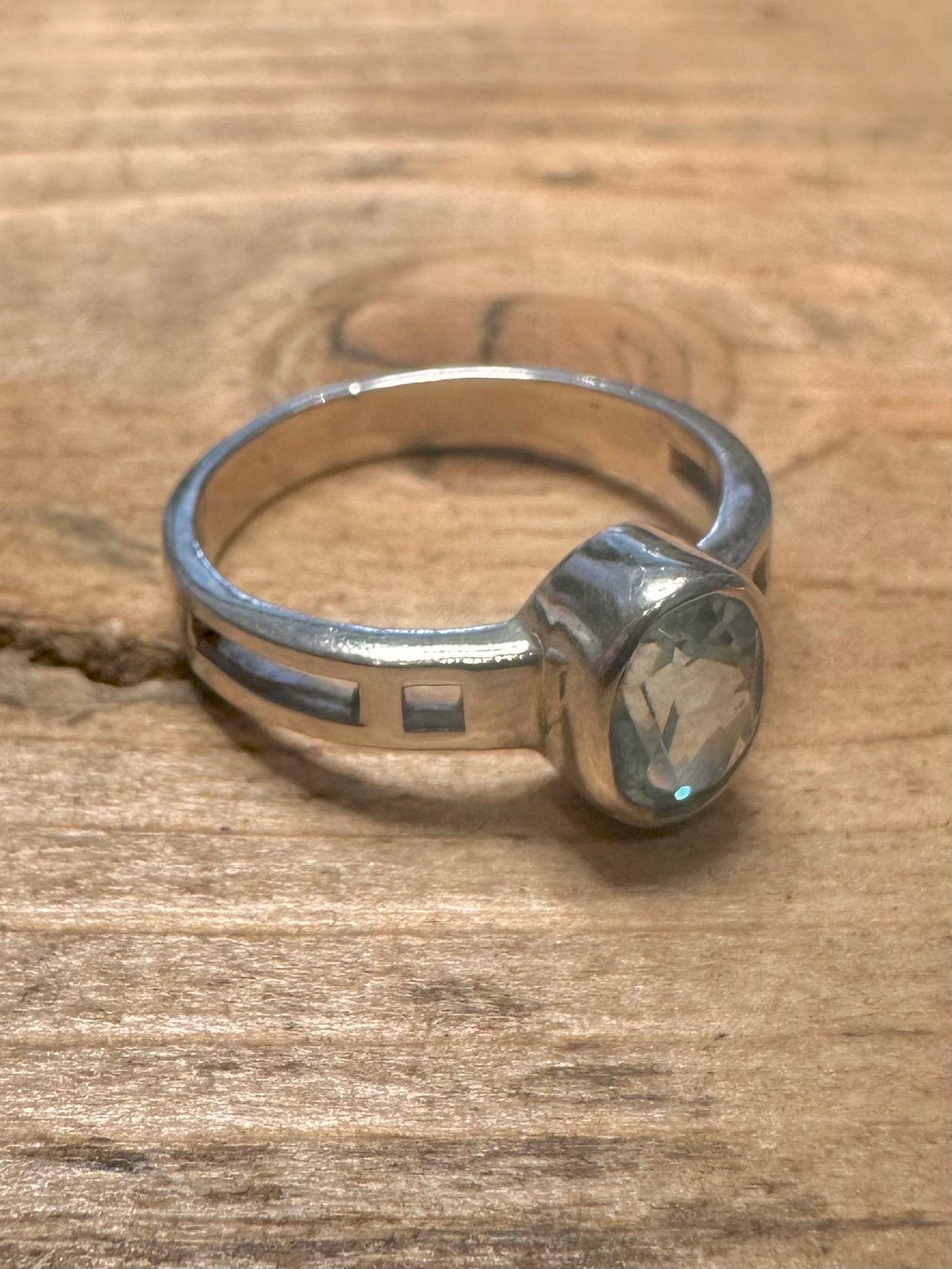 Modern Blue Topaz 925 Silver Size R Ring