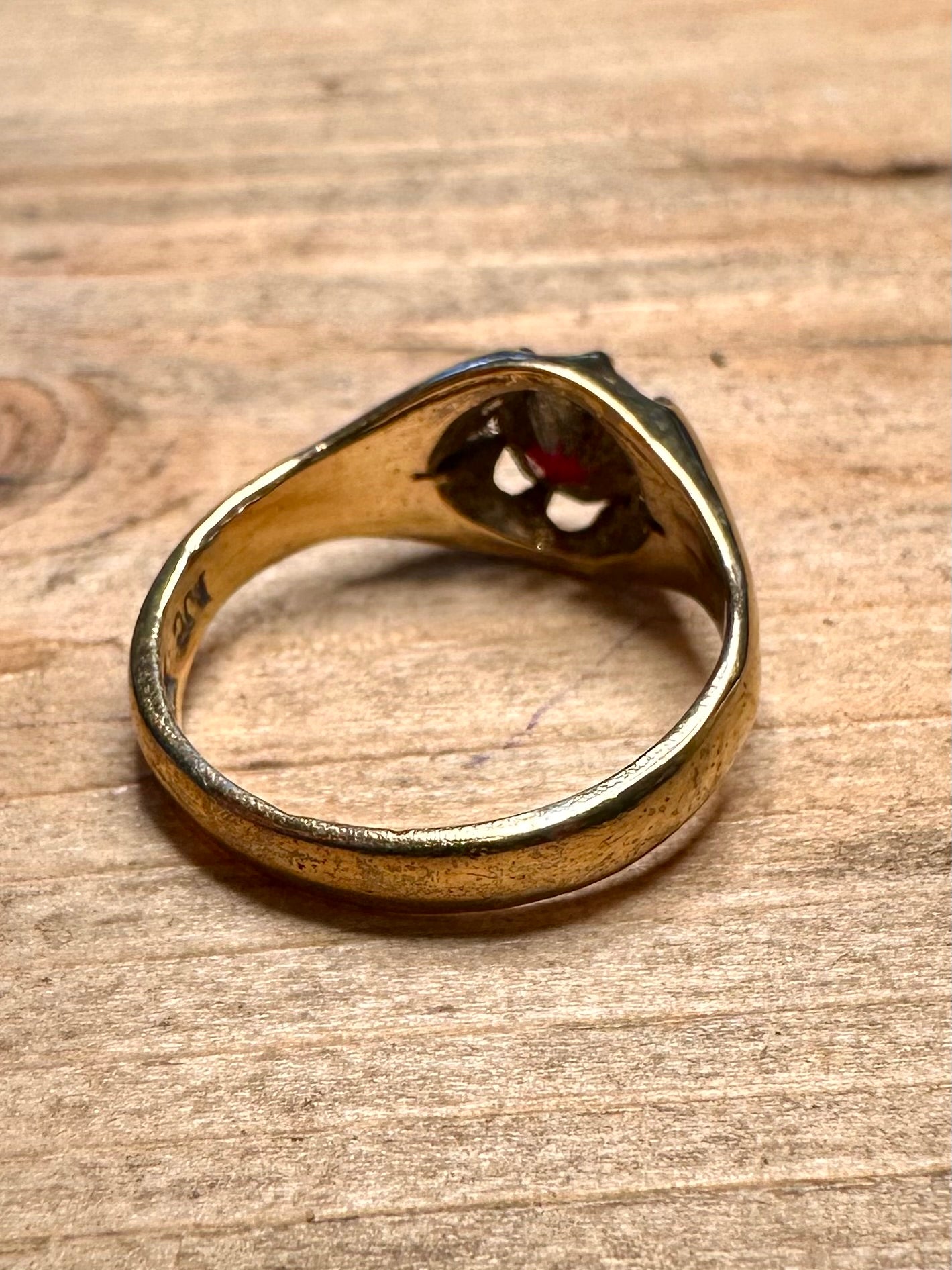 Vintage 1975 Garnet Gold on 925 Silver Size P1/2 Ring