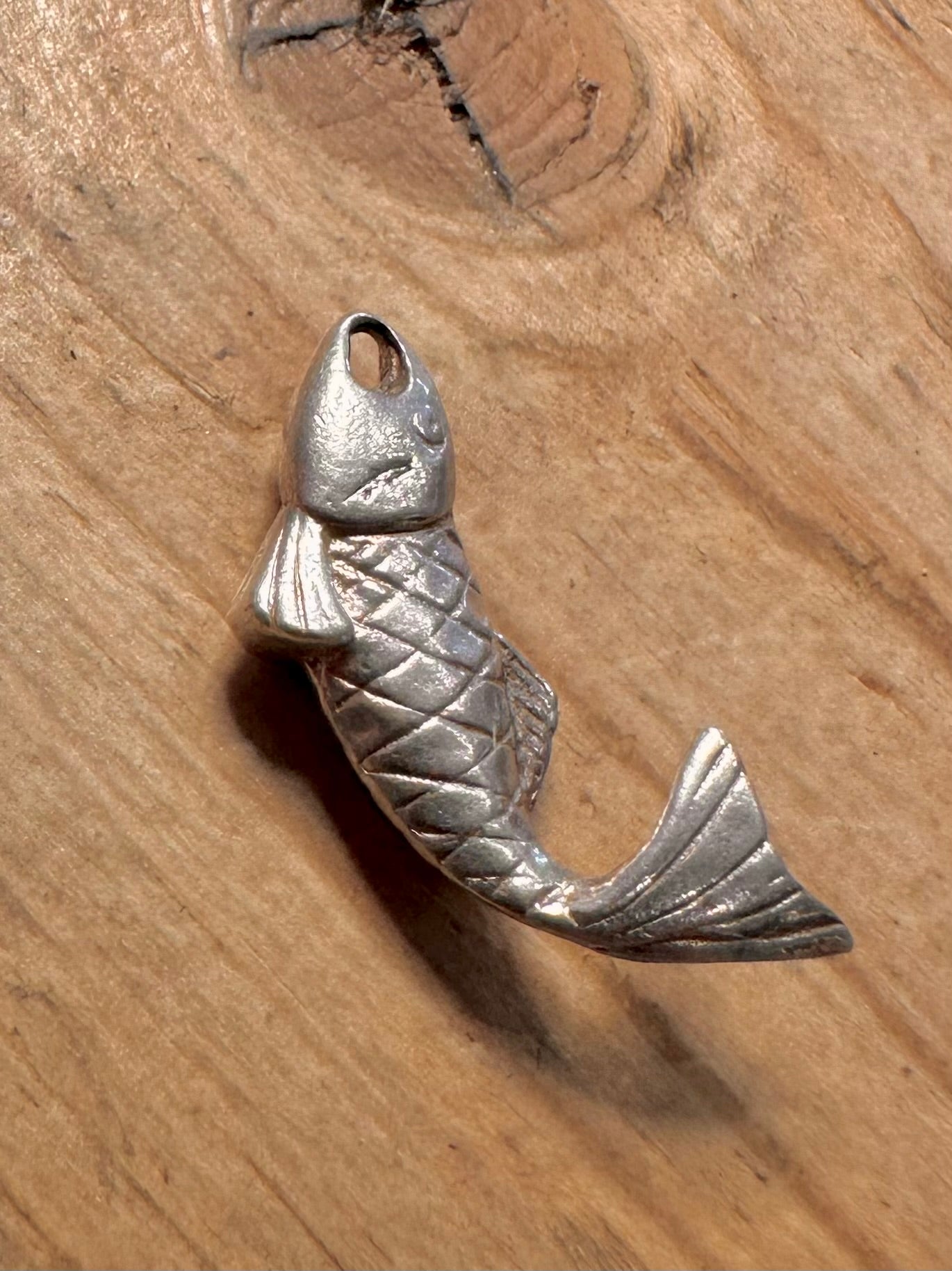 Vintage Solid Fish 925 Silver Charm Pendant
