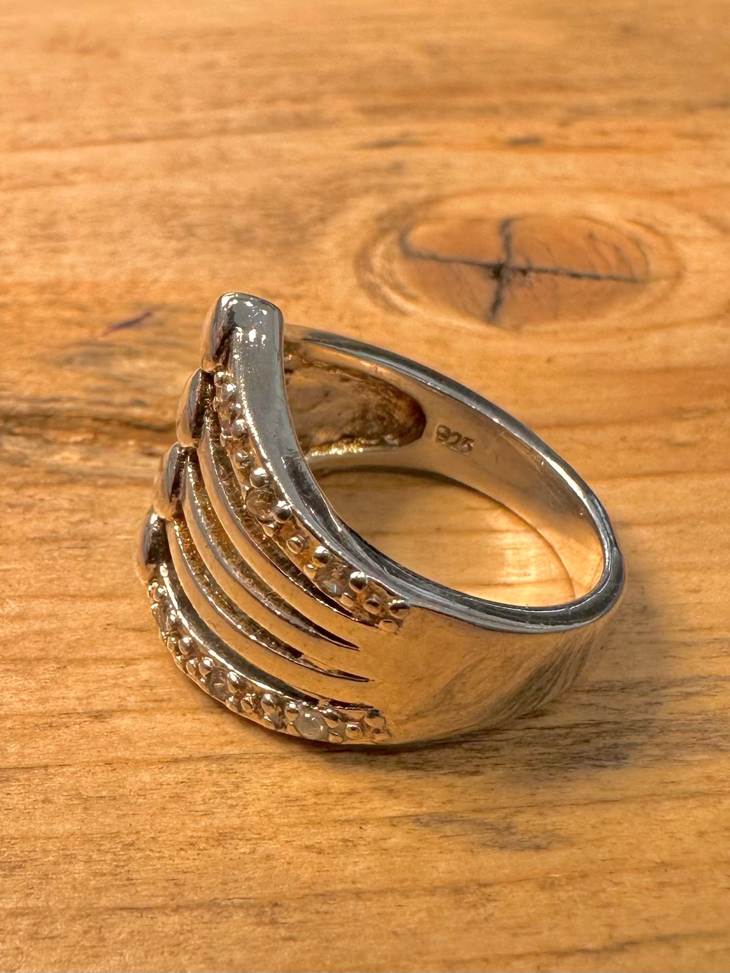 Abstract Layer 925 Silver Size O Ring