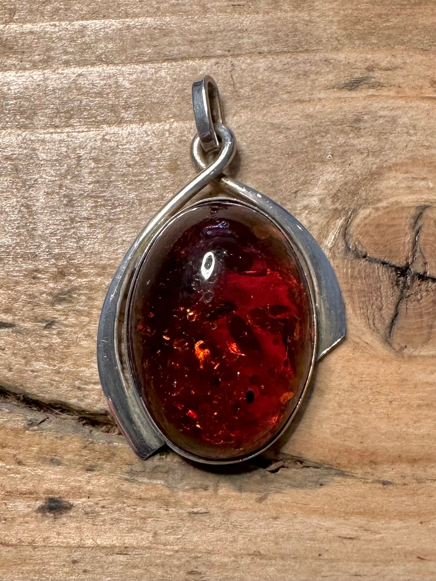 Vintage Oval Amber 925 Silver Pendant