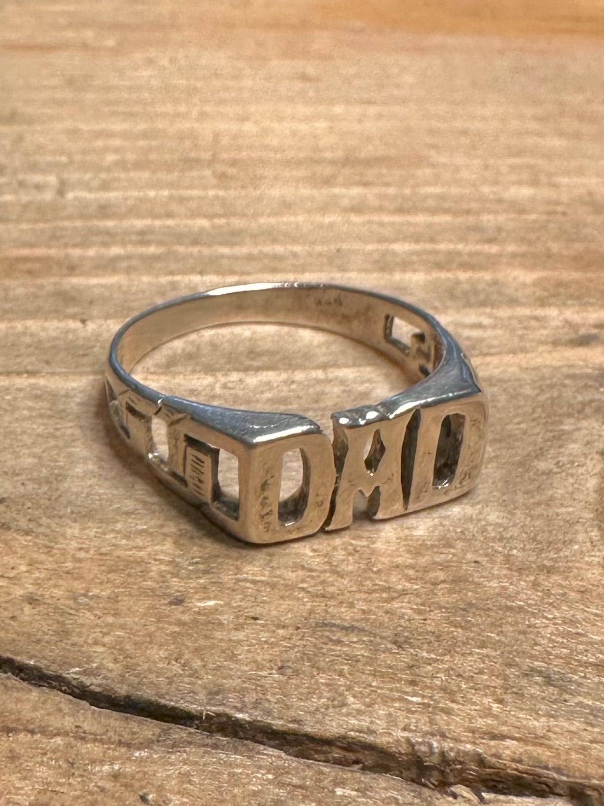 Vintage Unique Font DAD 925 Silver Size V Ring