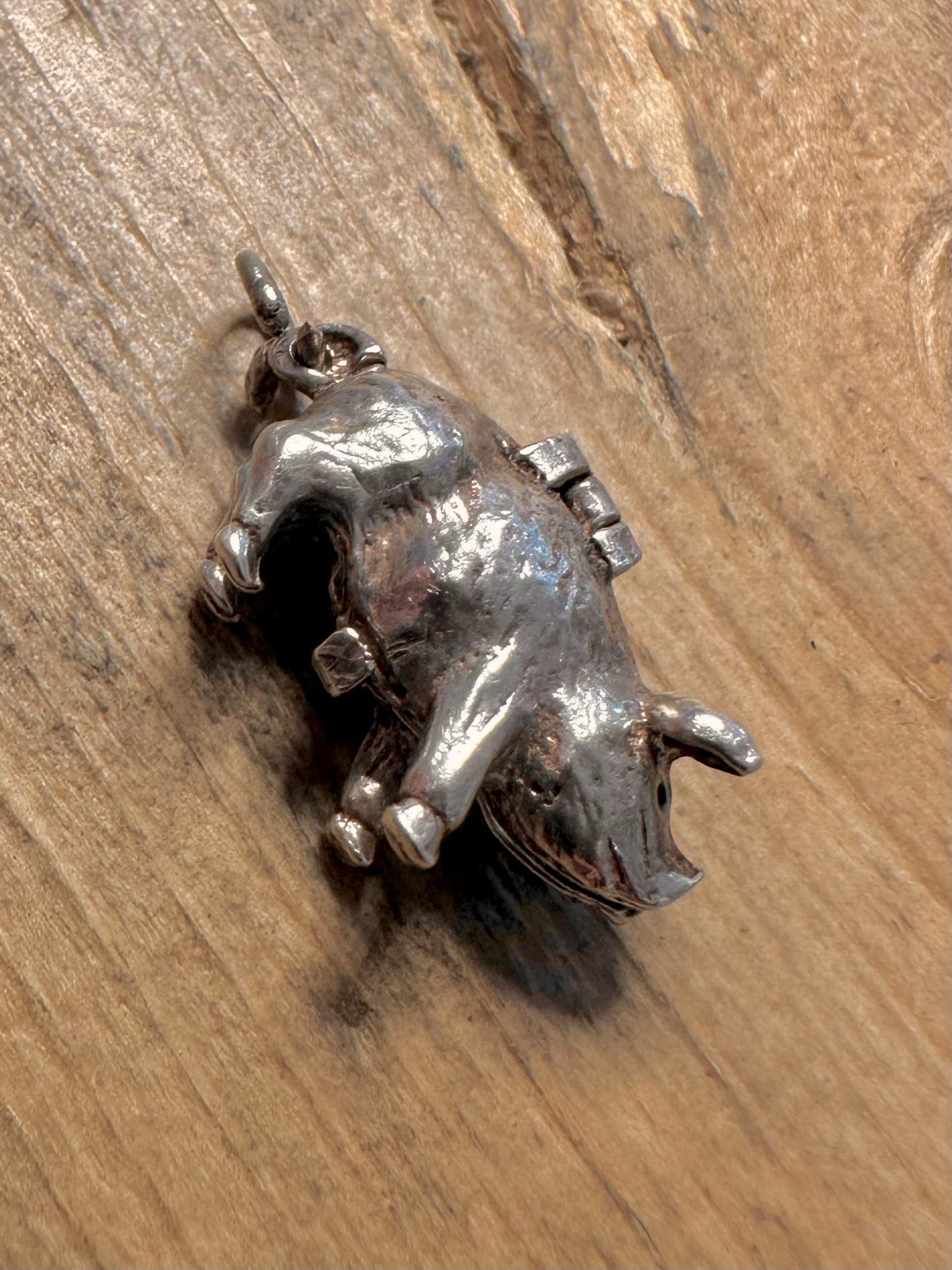 Vintage Pig Opening with Ribs 925 Silver Charm Pendant