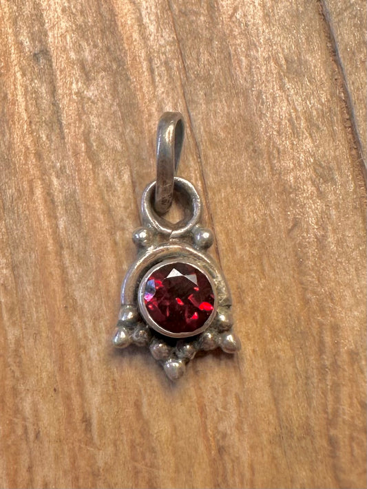 Vintage Garnet Boho 925 Sterling Silver Pendant
