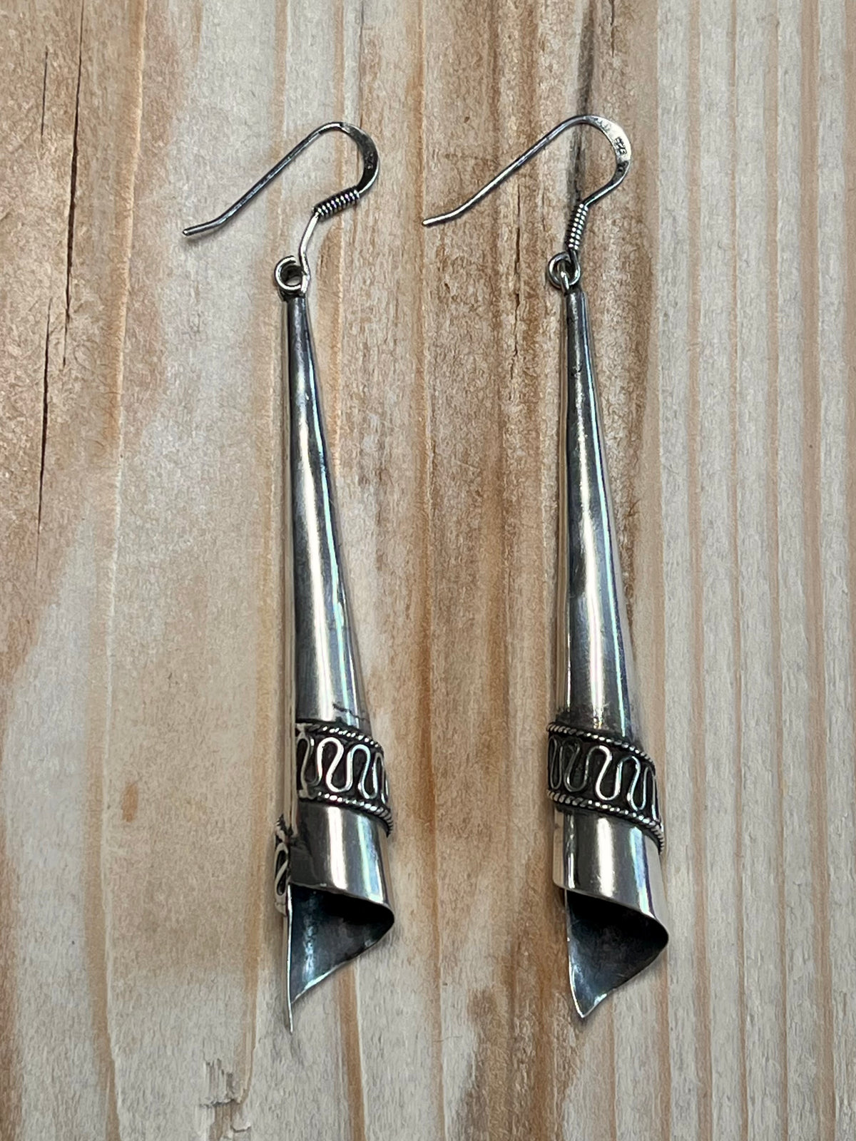 Elongated Cone Rope Pattern 925 Sterling Silver Drop Earrings