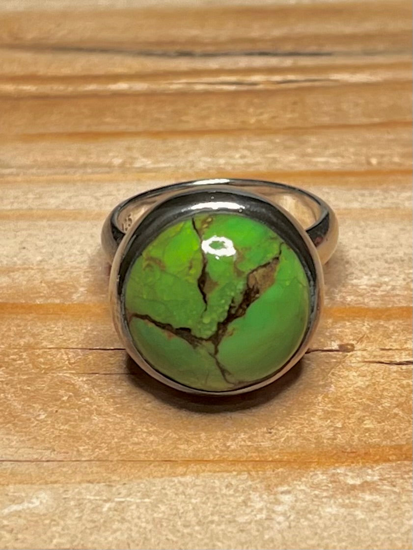 Circular Green Copper Turqoise 925 Sterling Silver Size N Ring