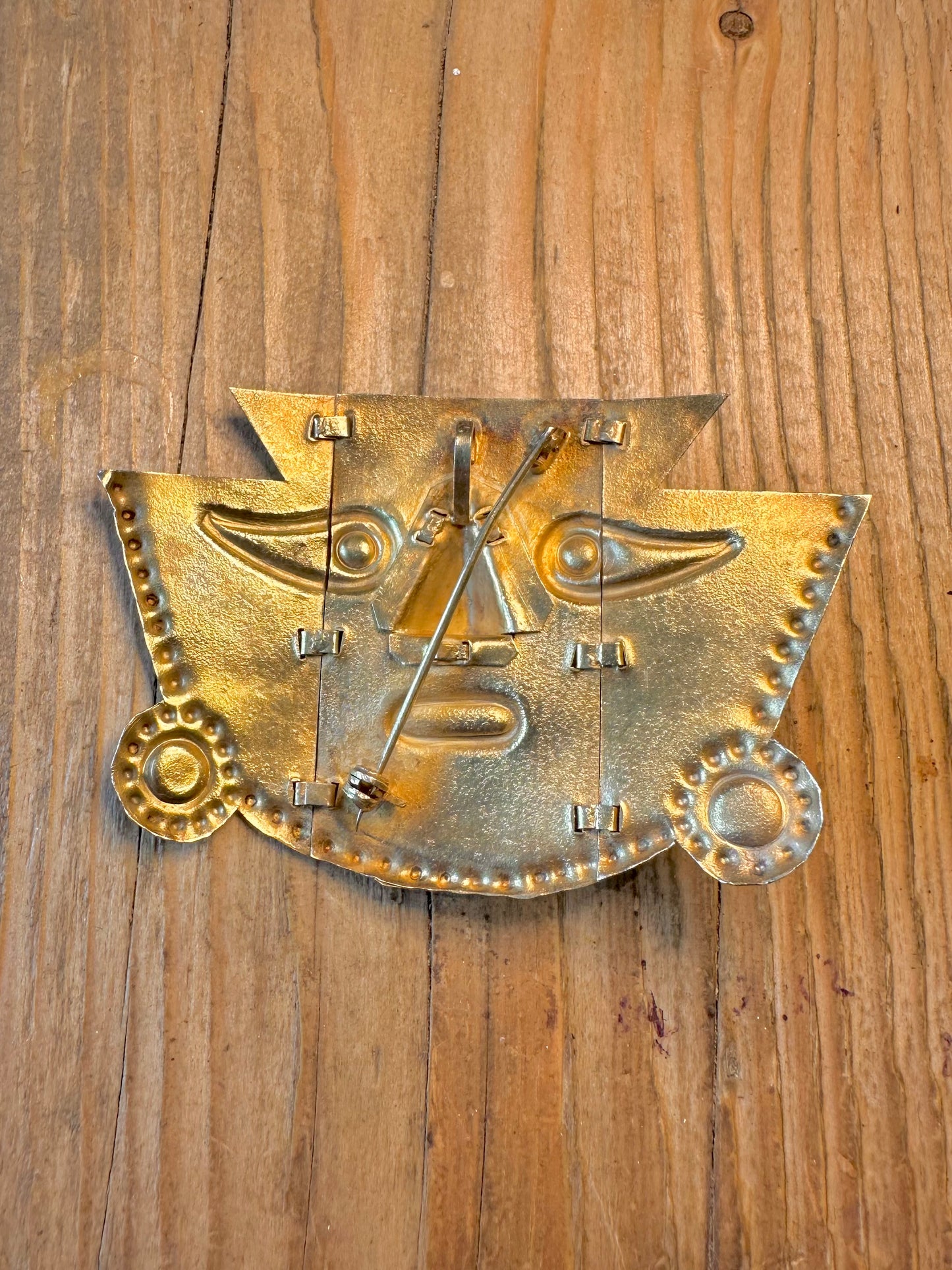 Peruvian Handmade Hinge Movement Sicán Lambeyeque Mask Coral Gold Toned 925 Sterling Silver Pendant And Brooch