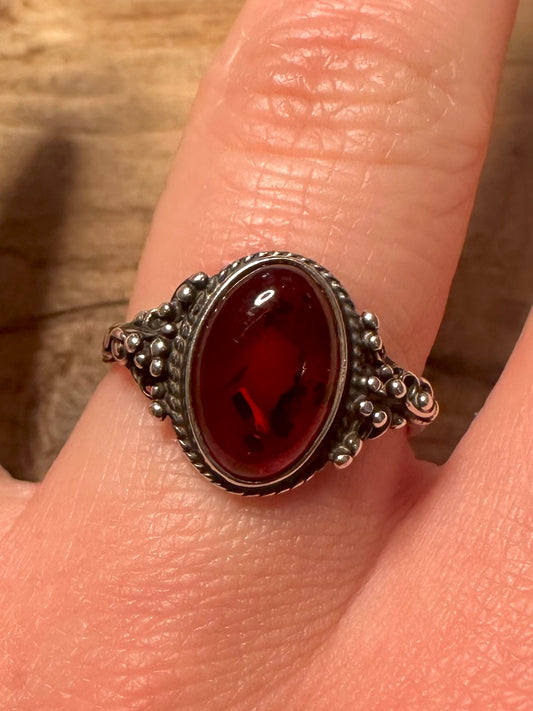 Vintage Amber Ornate 925 Silver Size Q1/2 Ring