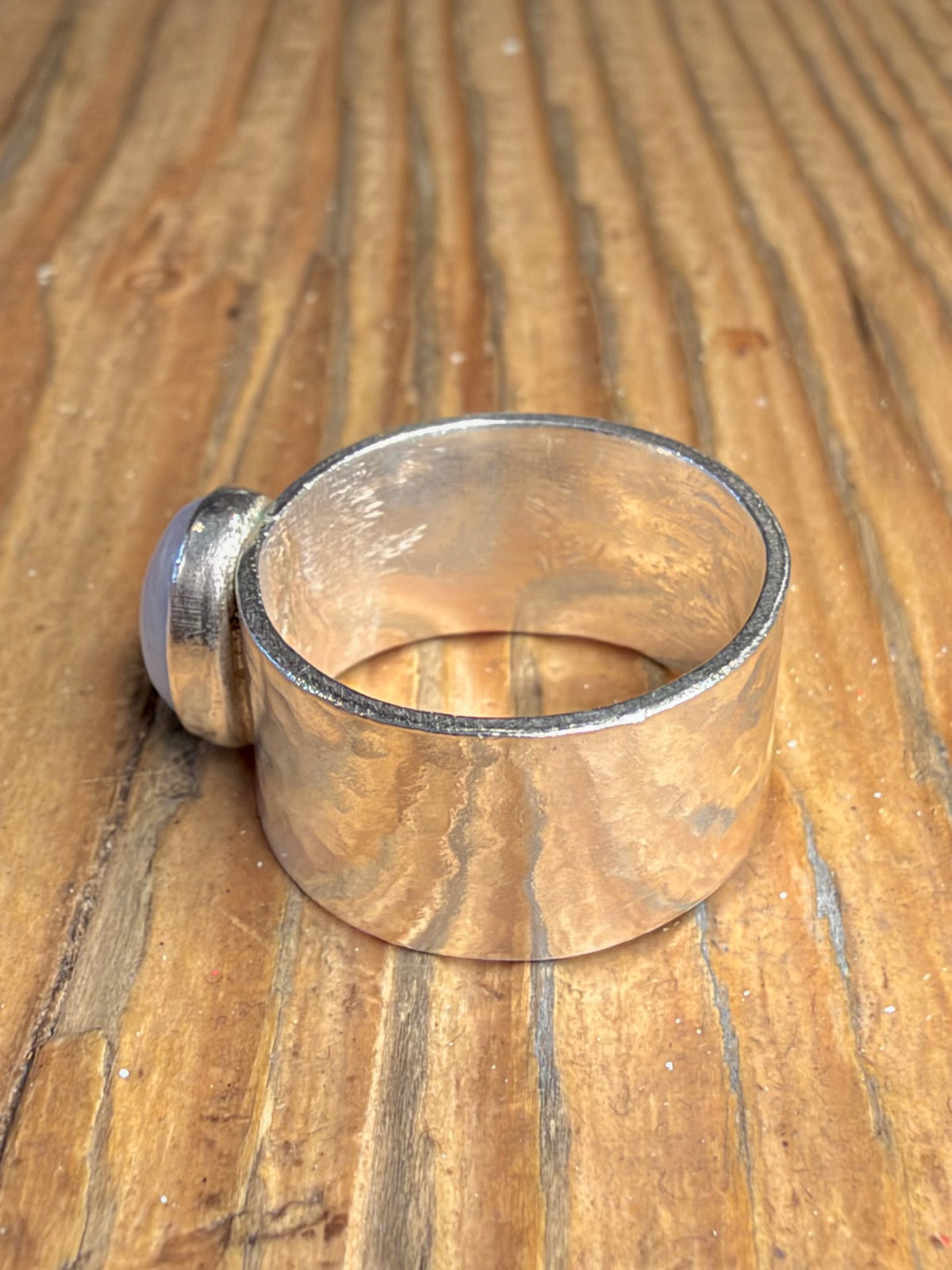 Moonstone Hammered Band 925 Sterling Silver Size M1/2 Ring