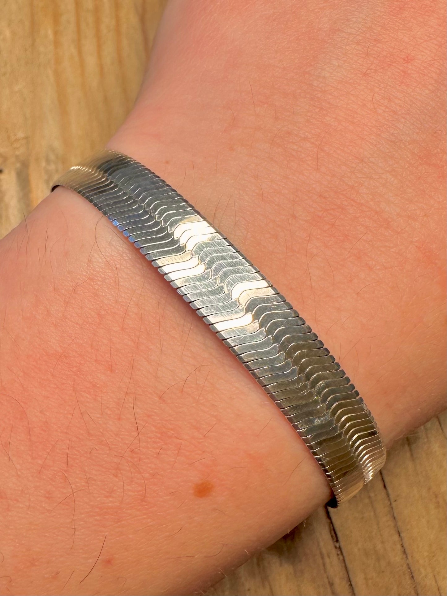 Modernist Herringbone Italy 925 Sterling Silver 8 inch Bracelet