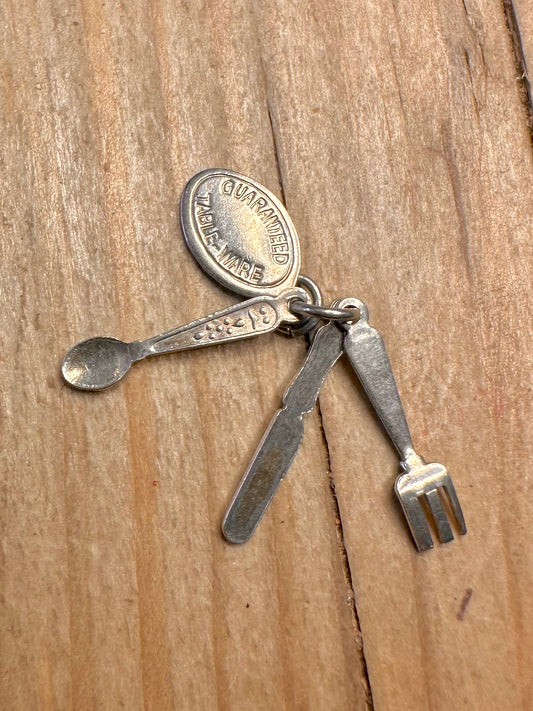 Vintage Guaranteed Table-Ware Cutlery 925 Sterling Silver Pendant