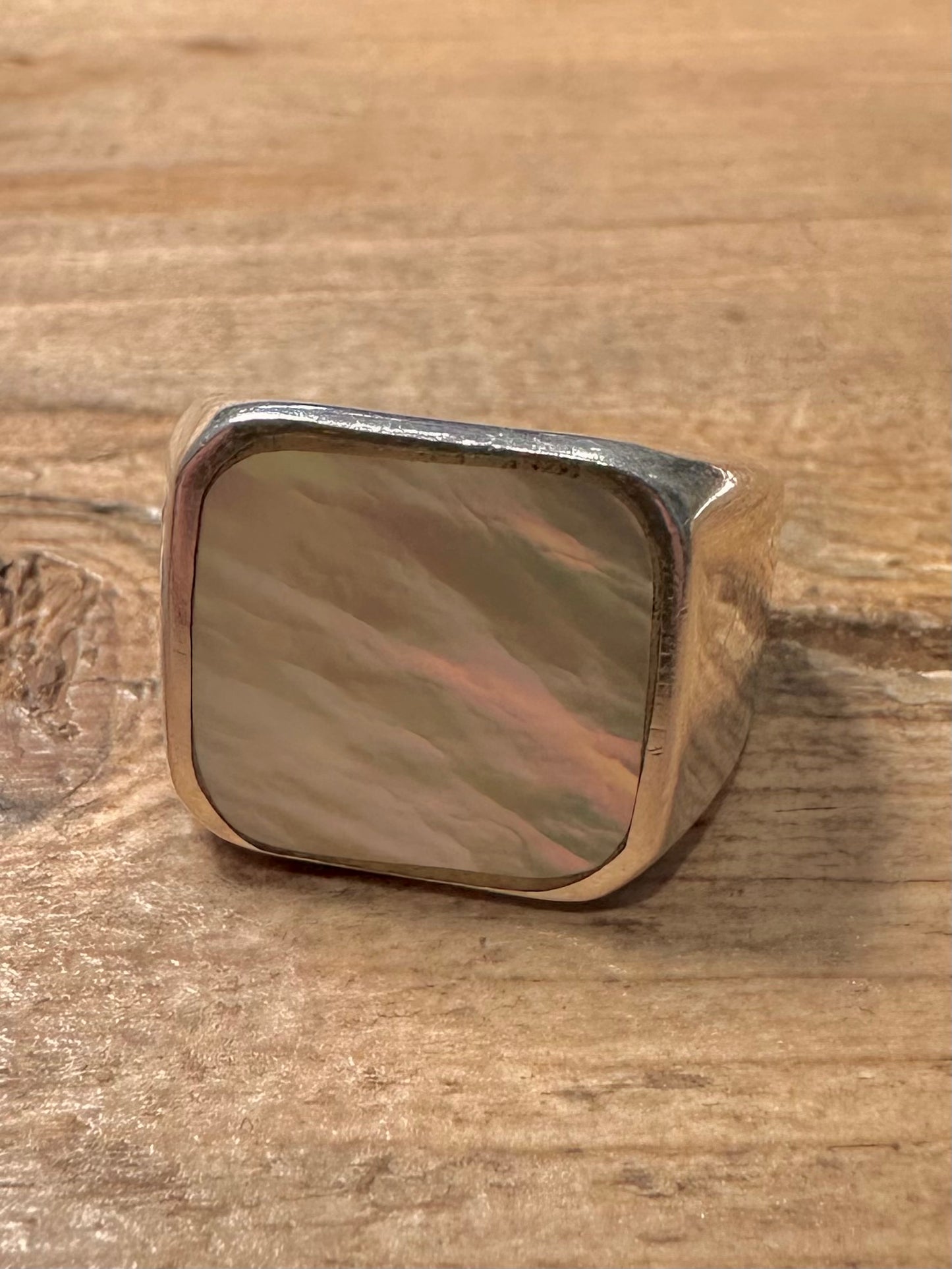 Modernist Mother of Pearl Signet 935 Silver Size O1/2 Ring