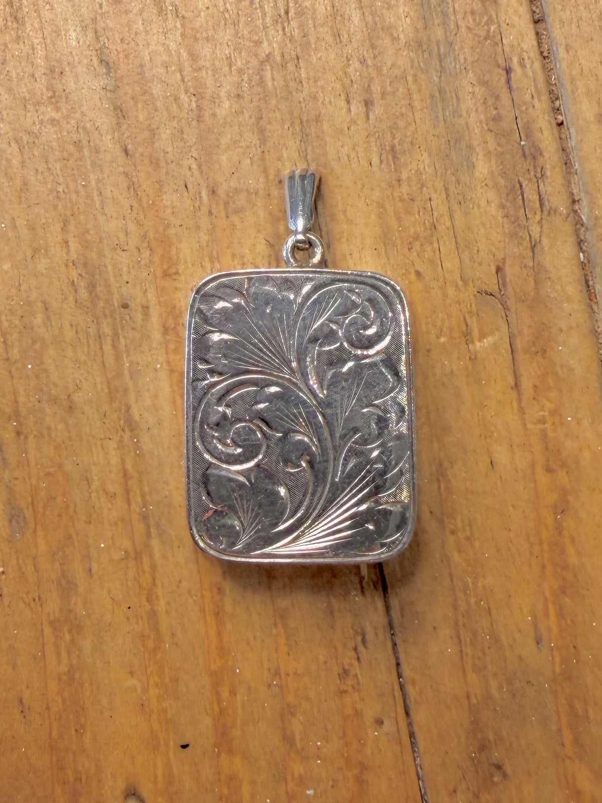 Stunning Rectangle Engraved 1979 Locket Maker OJ Birmingham 925 Sterling Silver Pendant