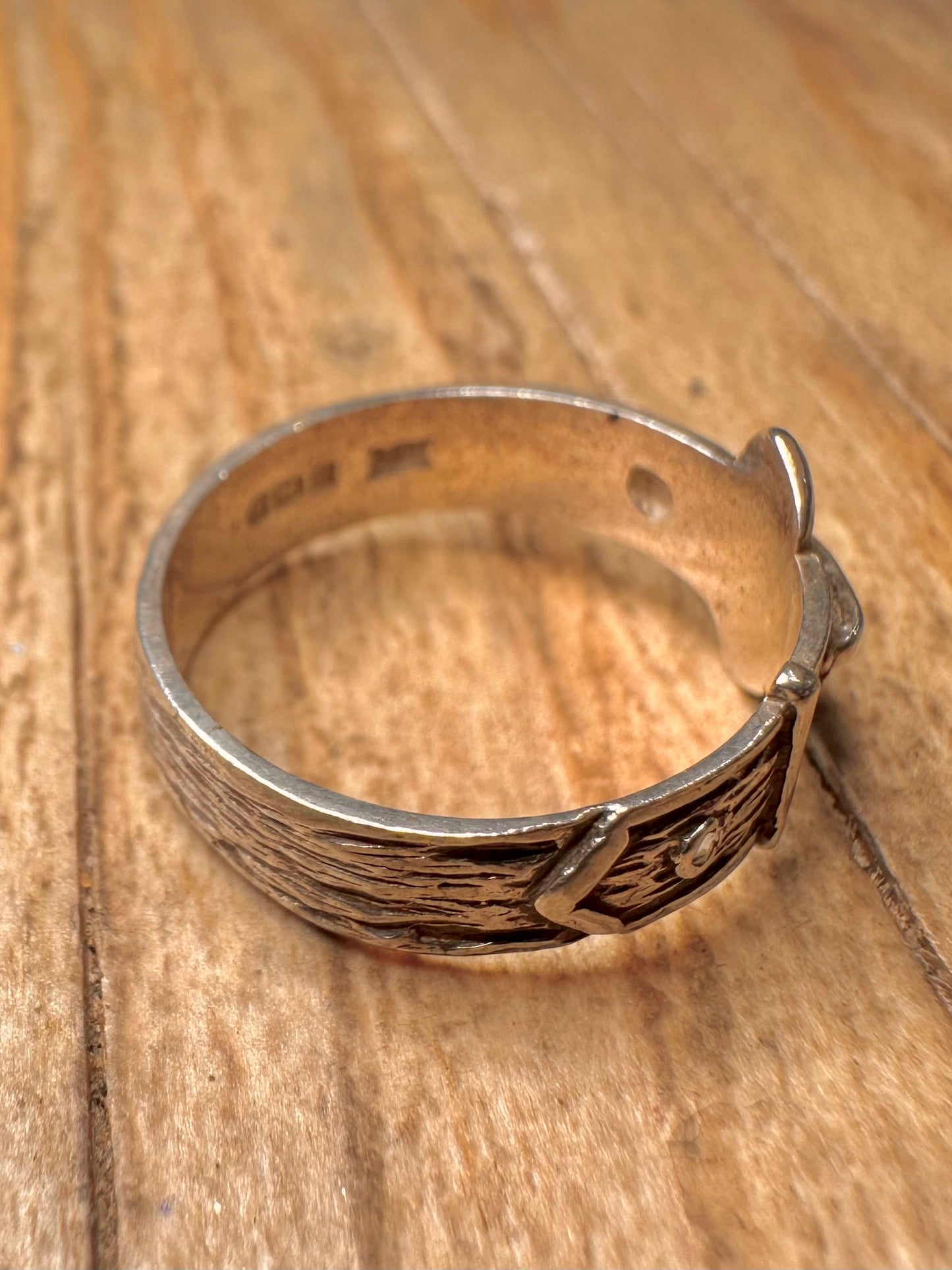 Vintage 1988 Buckle Textured 925 Sterling Silver Size M Ring