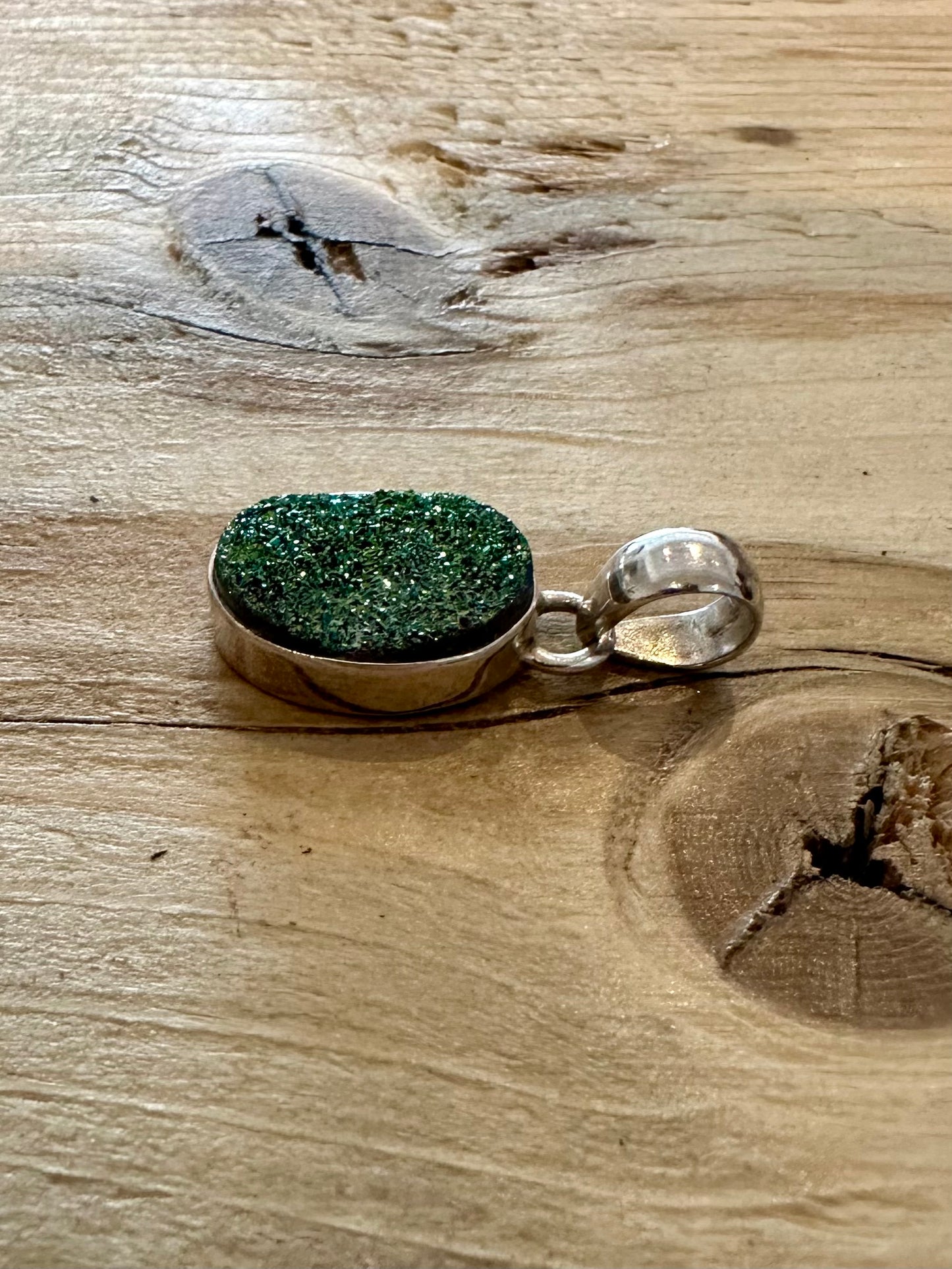 Green Druzy Oval 925 Silver Pendant