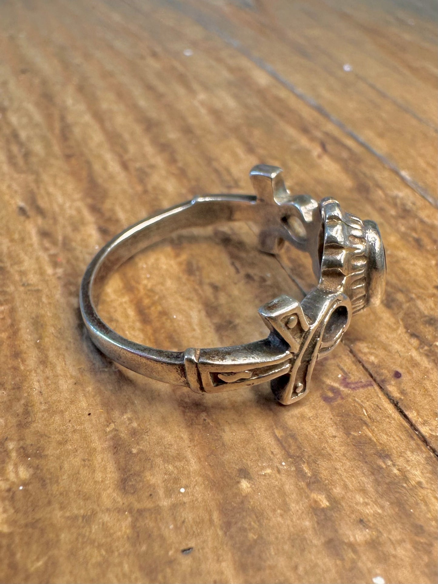 Green Stone Ankh Style 925 Sterling Silver Size P Ring