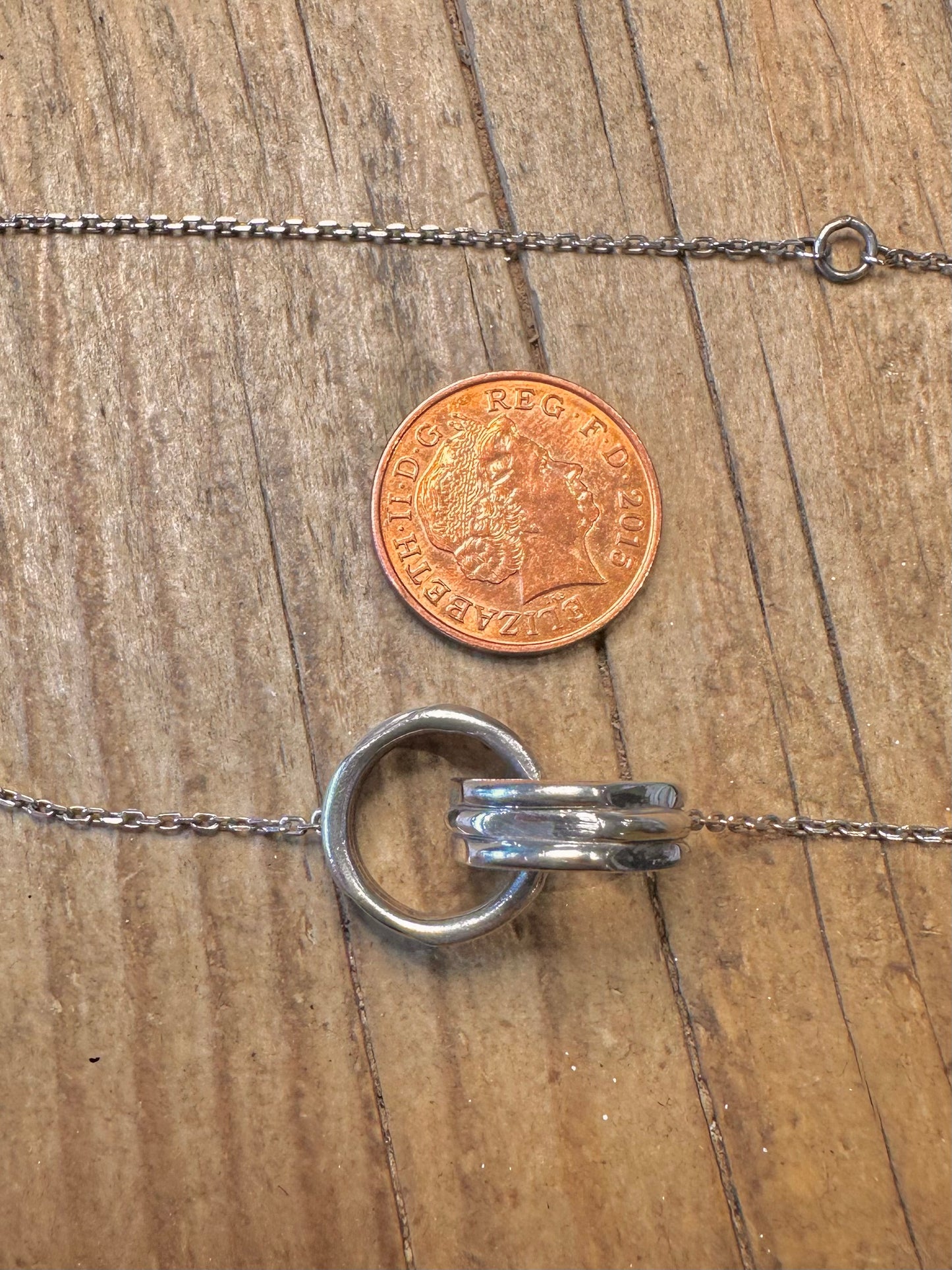 Links of London 2010 Interlocking Circle 925 Sterling Silver 15 to 17.5 inch Necklace