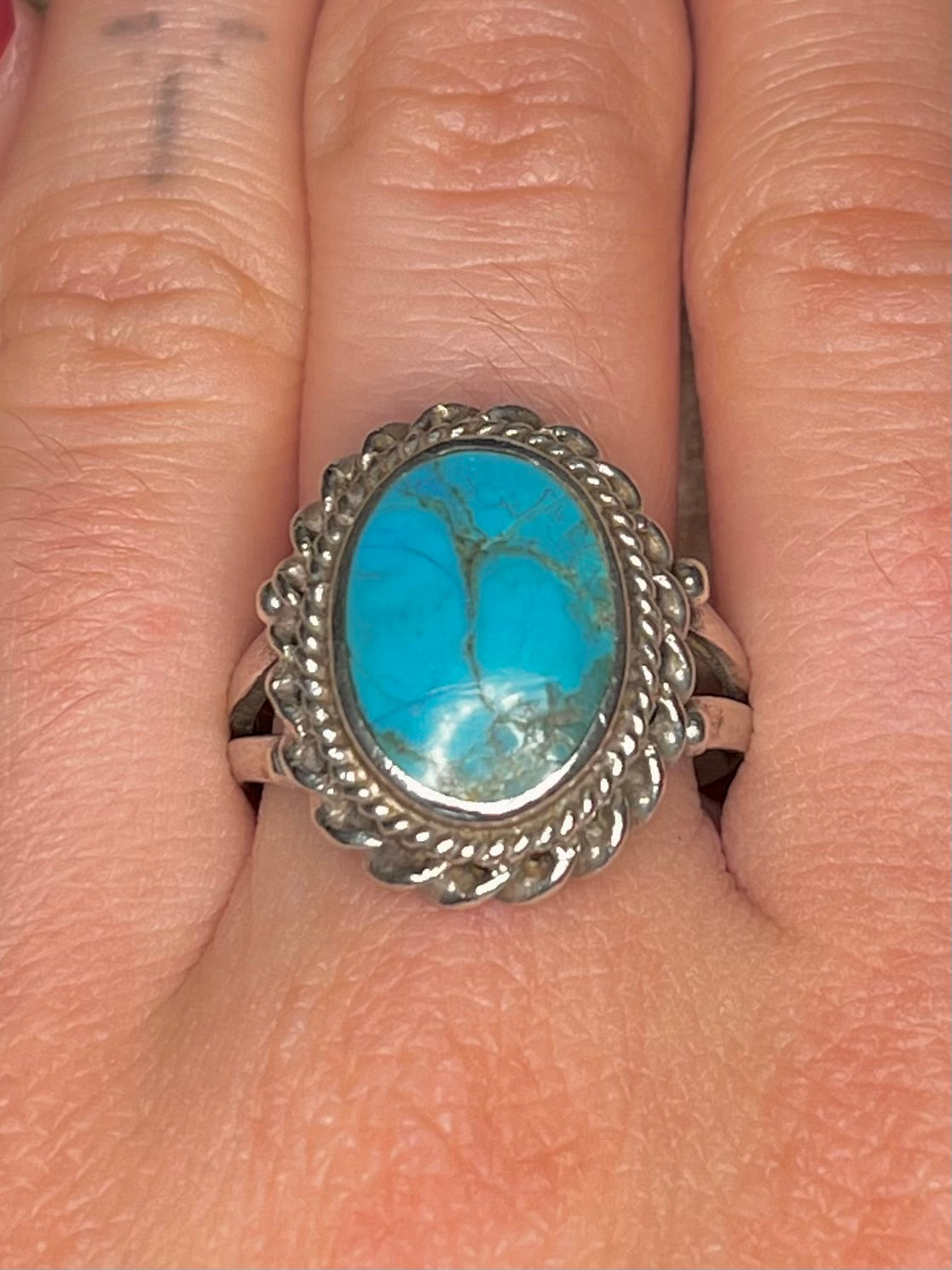 Navajo Style Turquoise Oval 925 Sterling Silver Size T1/2 Ring