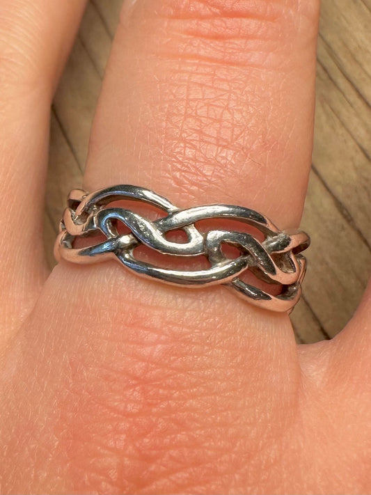 Vintage Celtic Wavy Band 925 Sterling Silver Size U Ring