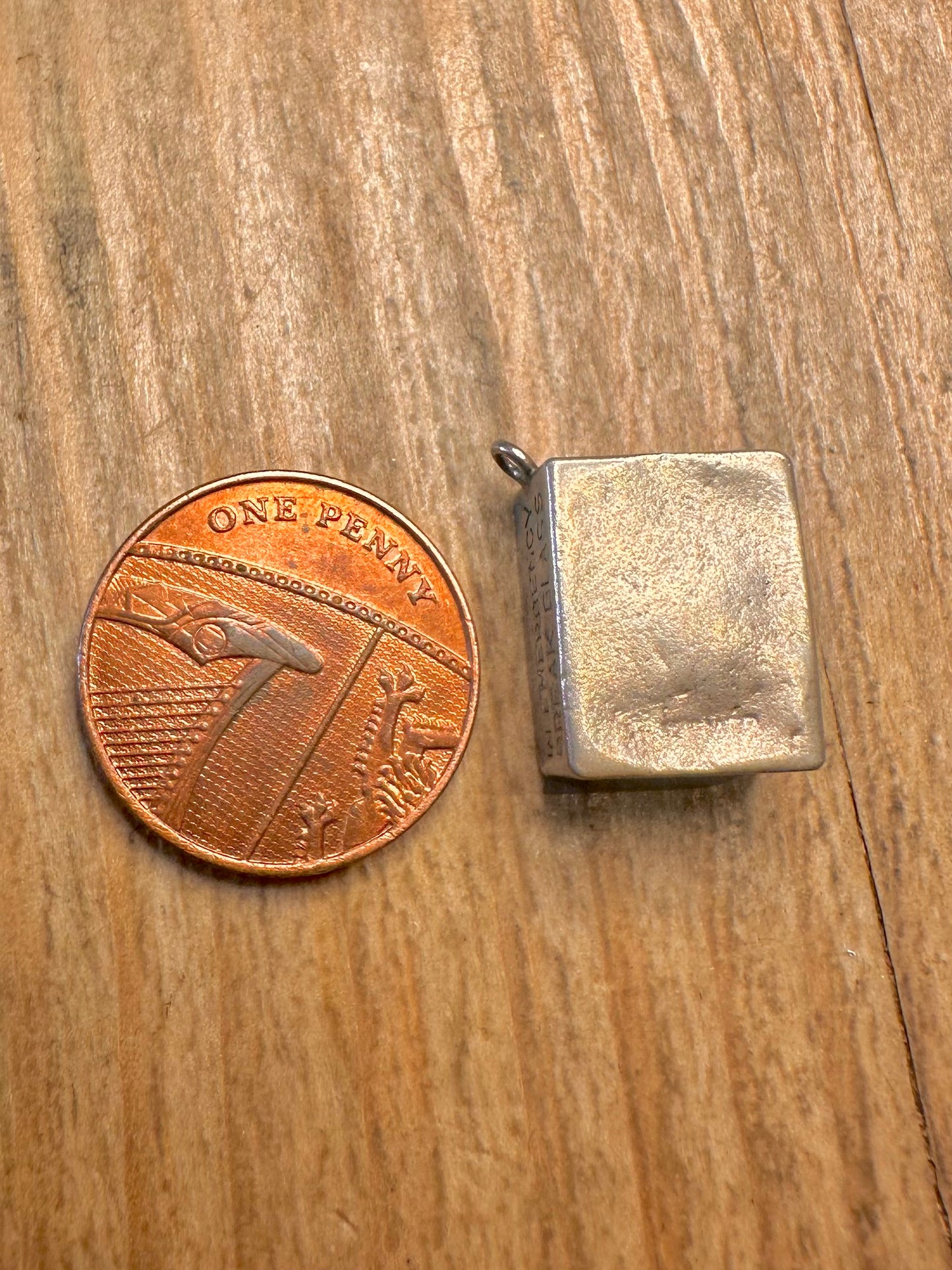 Vintage Pound Note ‘In Emergency Break Glass’ 925 Sterling Silver Charm Pendant