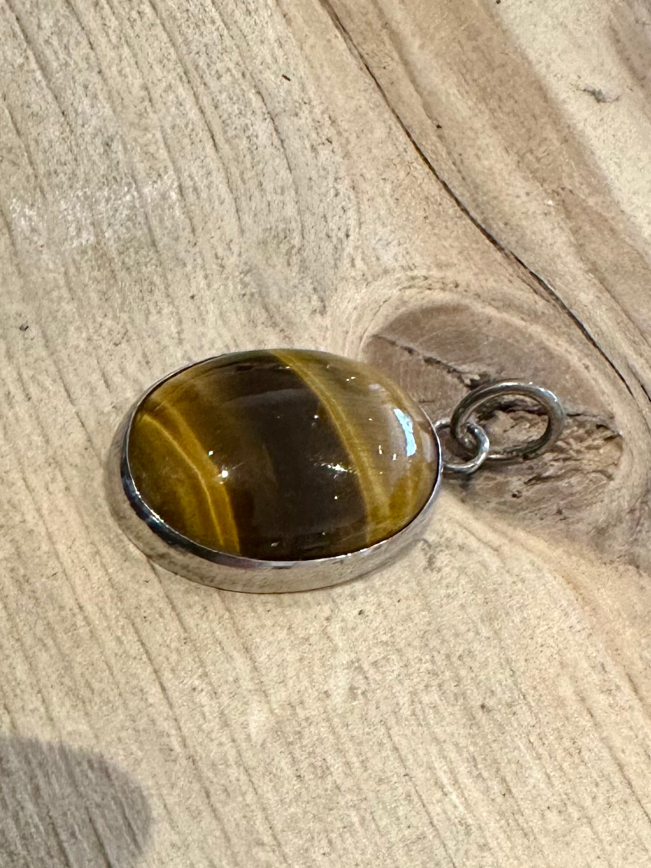 Vintage Oval Large Tigers Eye 925 Silver Pendant