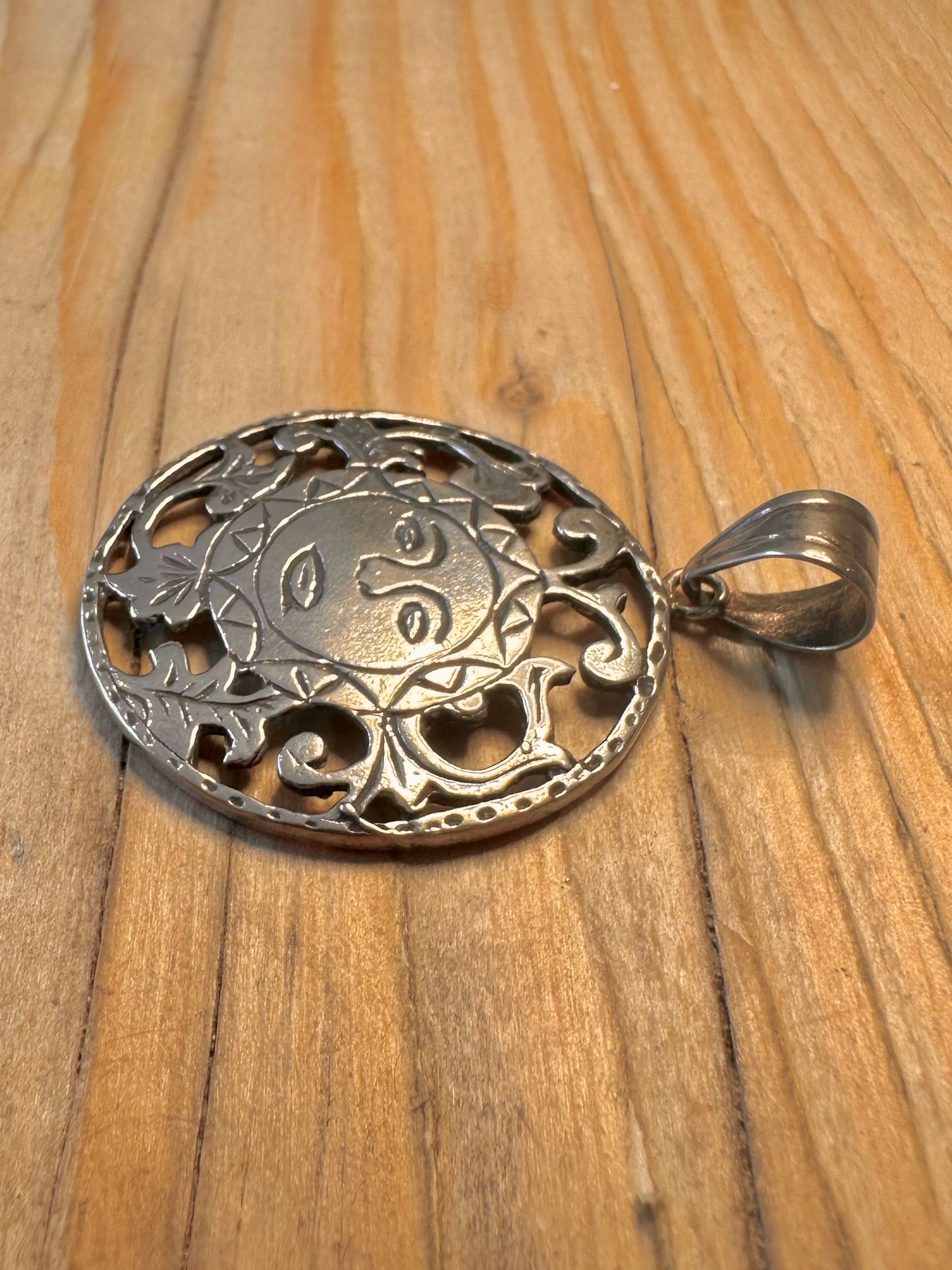 Vintage Ornate Sun 925 Sterling Silver Pendant