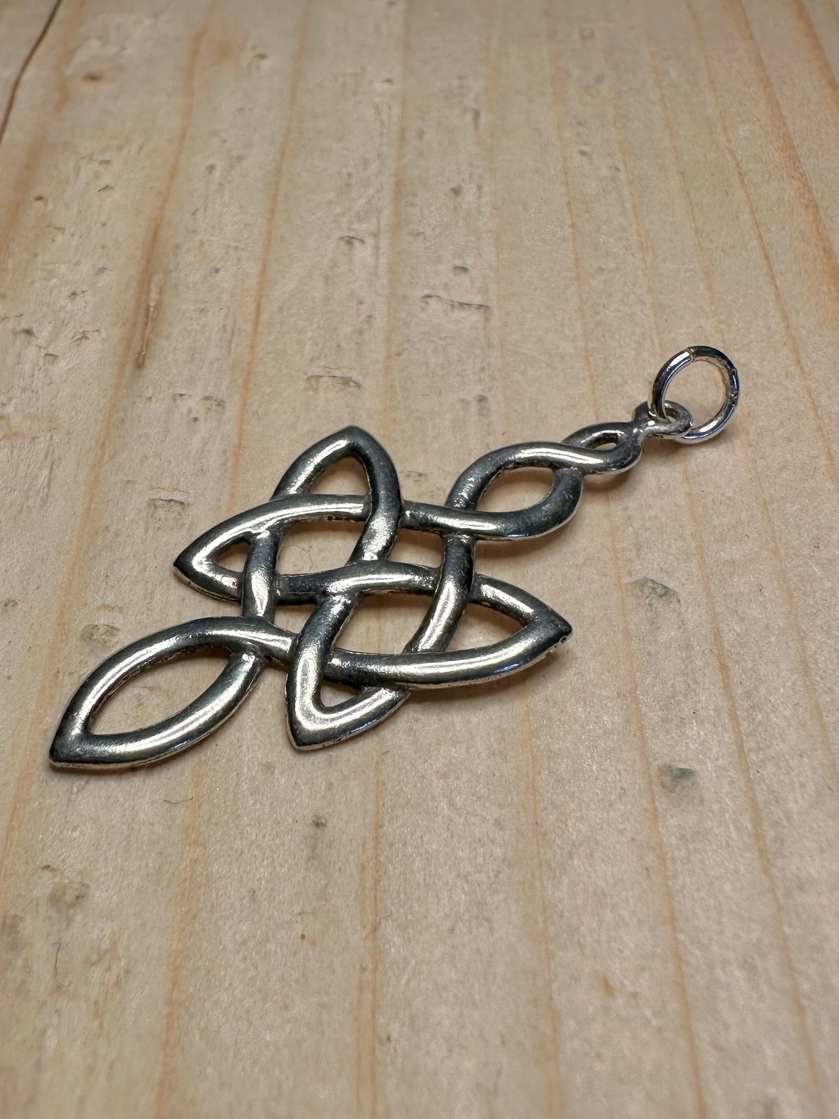 Celtic Knot 925 Sterling Silver Pendant