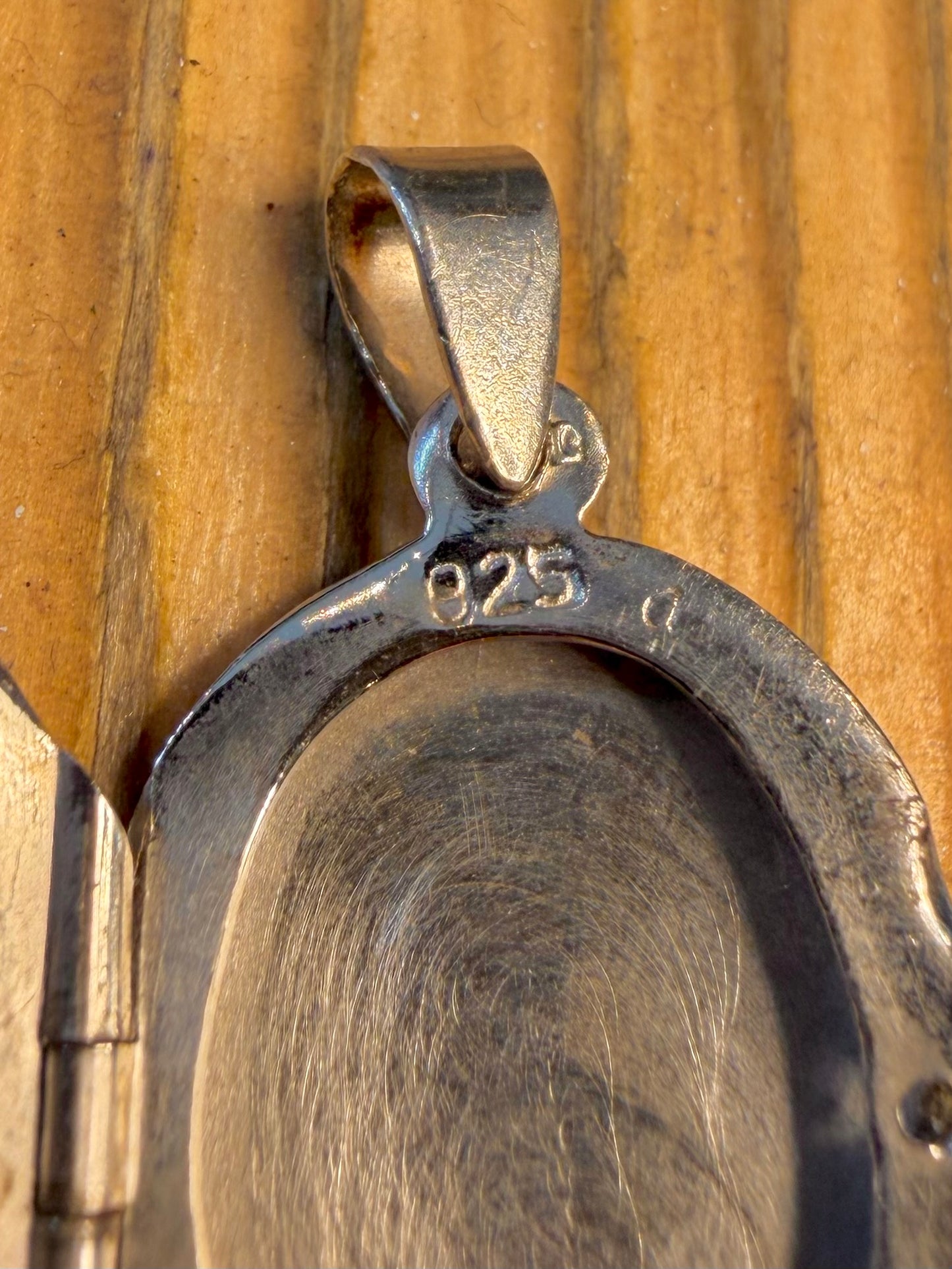 Oval Etched Floral Locket 925 Sterling Silver Pendant