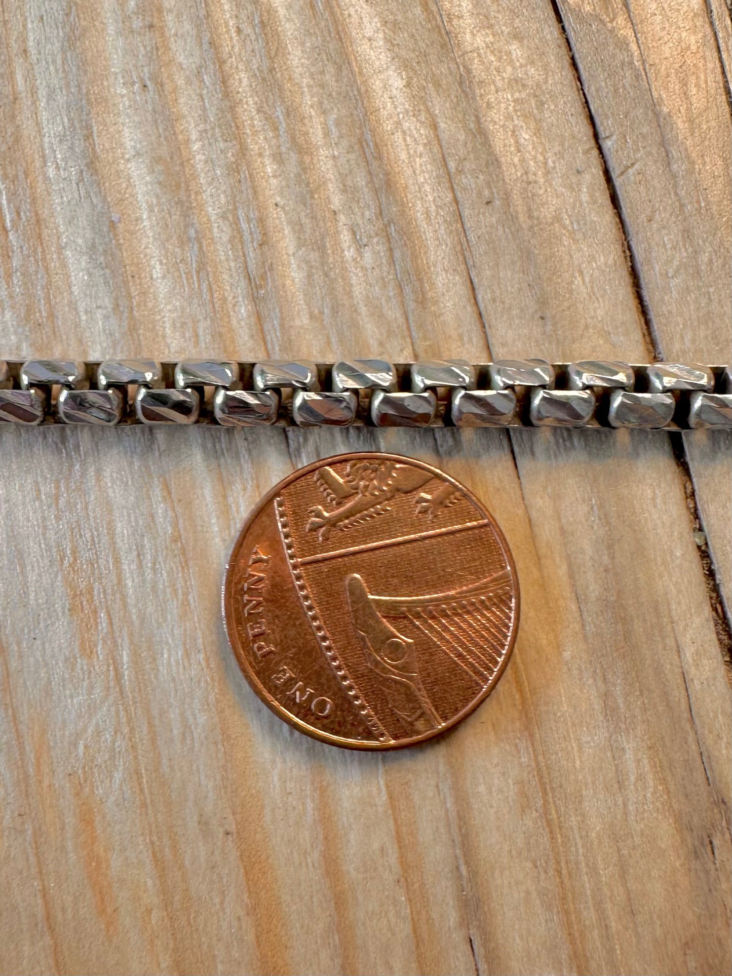 Vintage Textured Box Chain 925 Silver 7.5 inch Bracelet