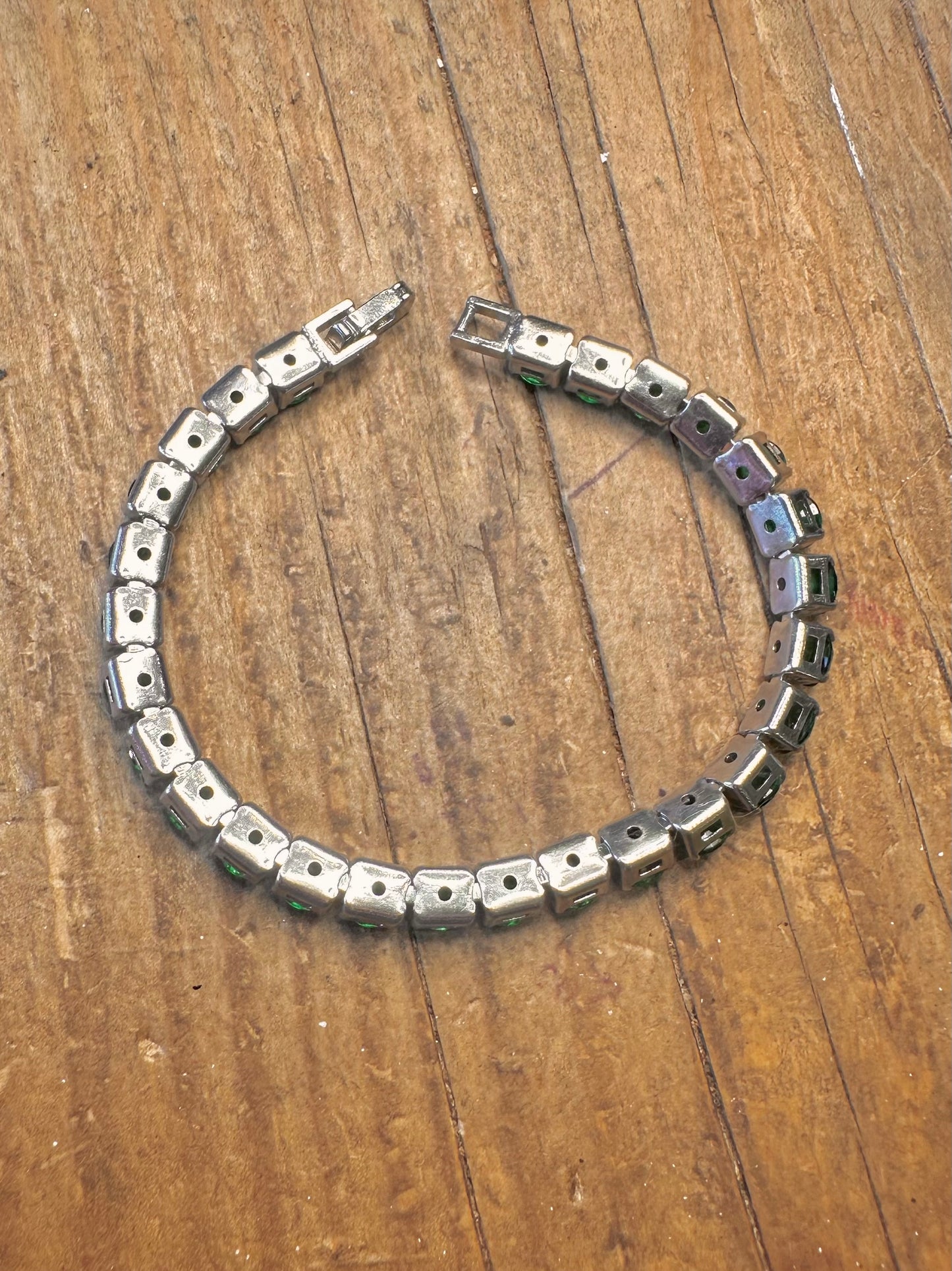 Green Stones Tennis Bracelet 925 Sterling Silver 6.5 inch Bracelet