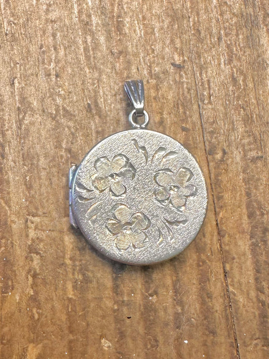 Circle 1970 Floral Engraved Locket 925 Sterling Silver Pendant
