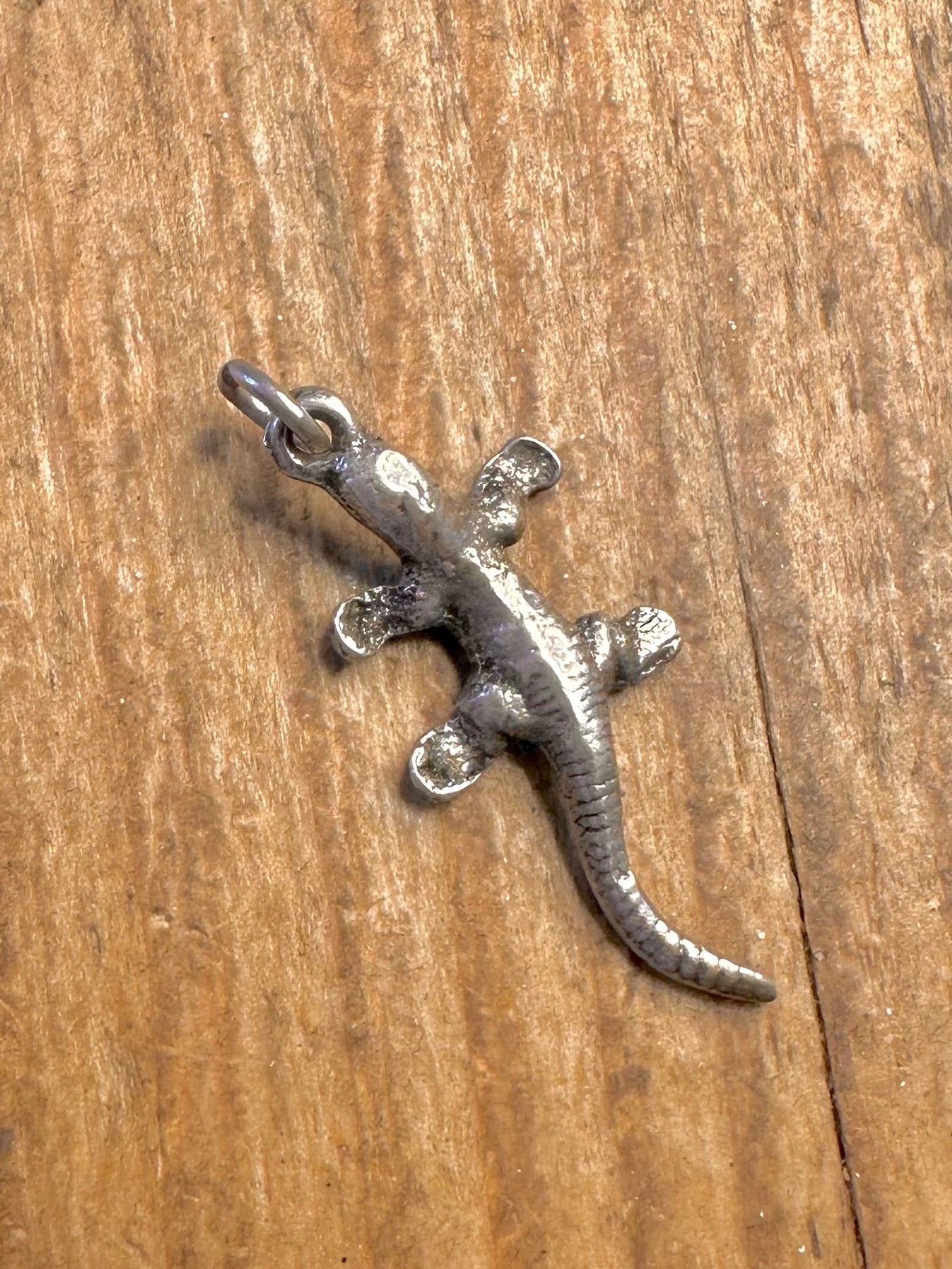 Eidechsen-Anhänger aus 925er Sterlingsilber