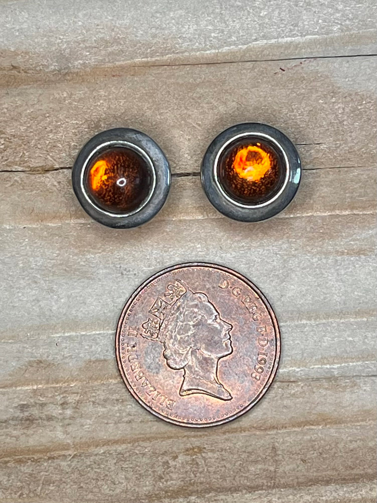 Small Circle Amber 925 Sterling Silver Stud Earrings