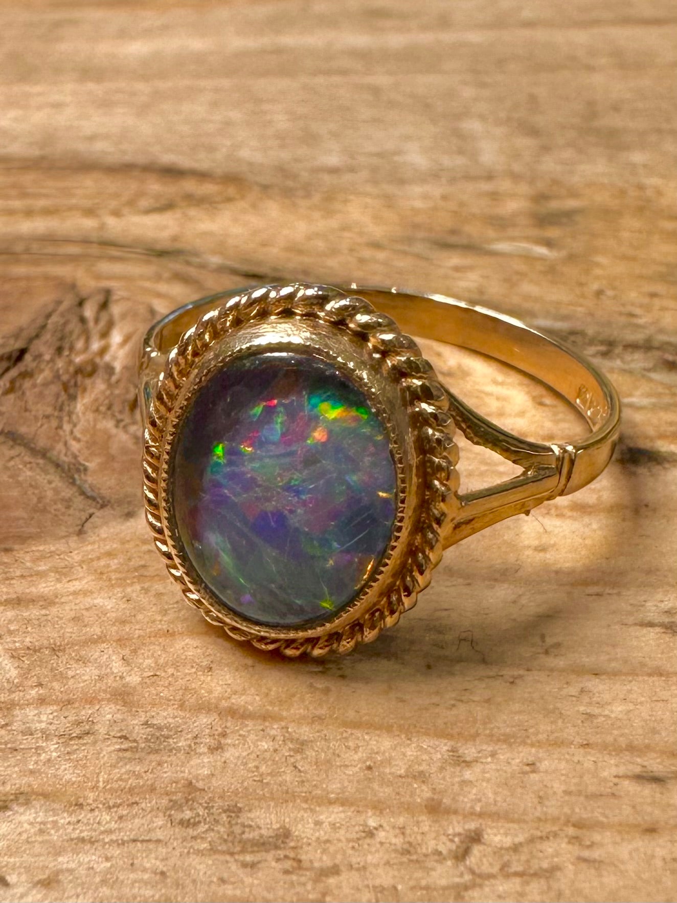Vintage 1984 9ct Gold Black Opal 375 Size P Ring