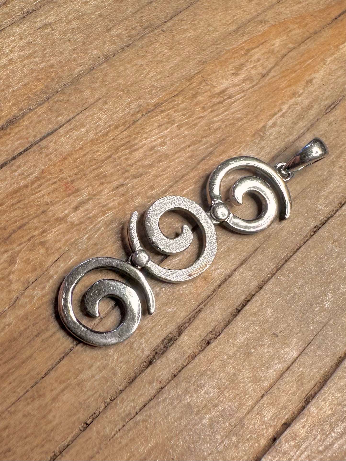 Modernist Abstract Swirl 925 Sterling Silver Pendant