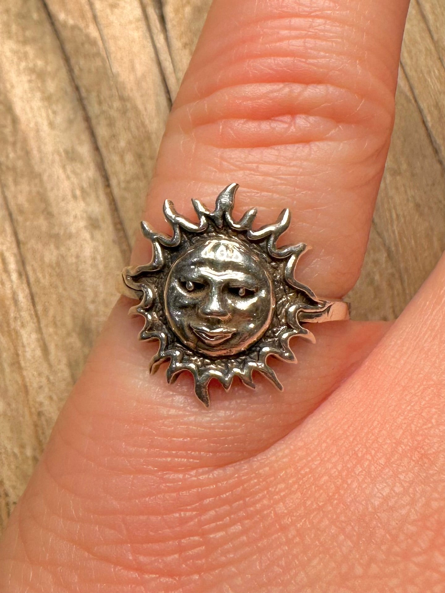 Vintage Sun Face 935 Sterling Silver Size N Ring