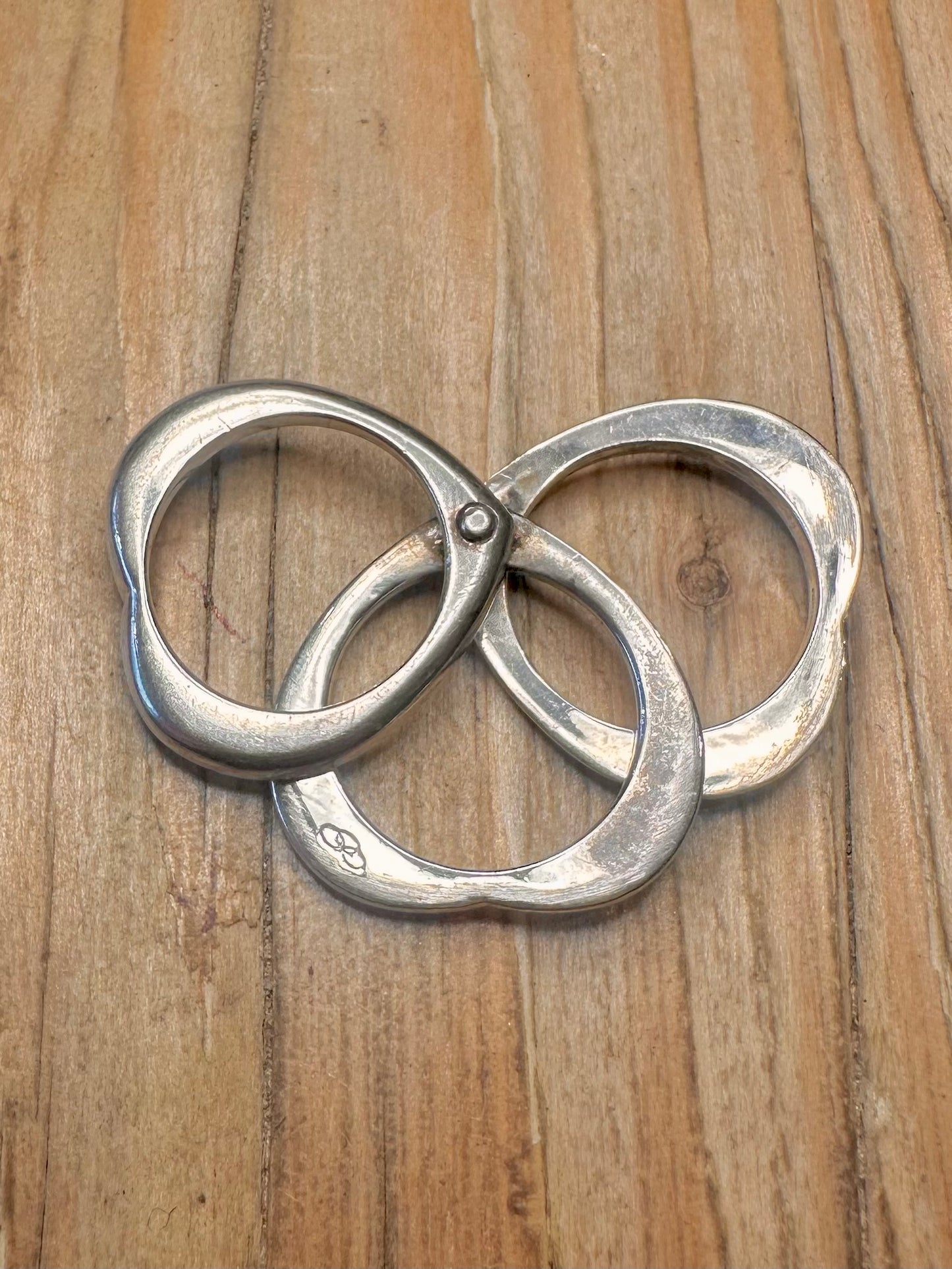 Vintage Links of London Three Heart Layer 925 Sterling Silver Size P Ring