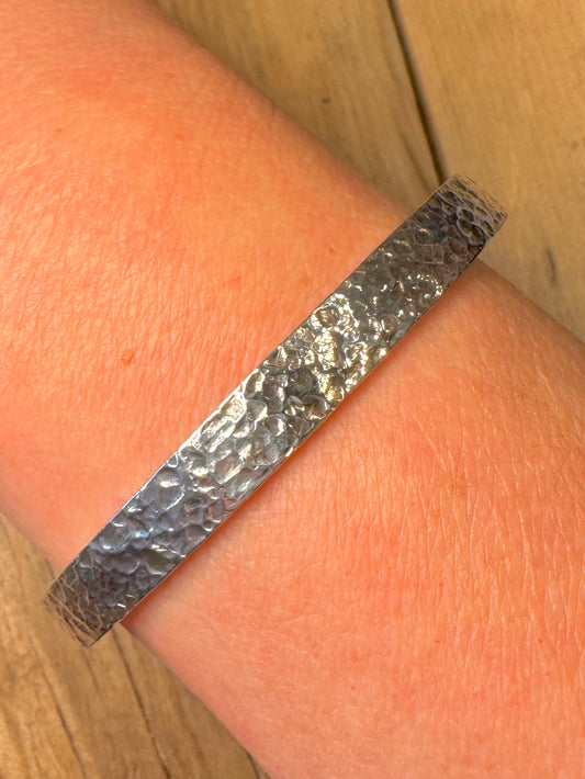 Vintage 1998 Chunky Hammered Textured 925 Sterling Silver Edinburgh Bangle