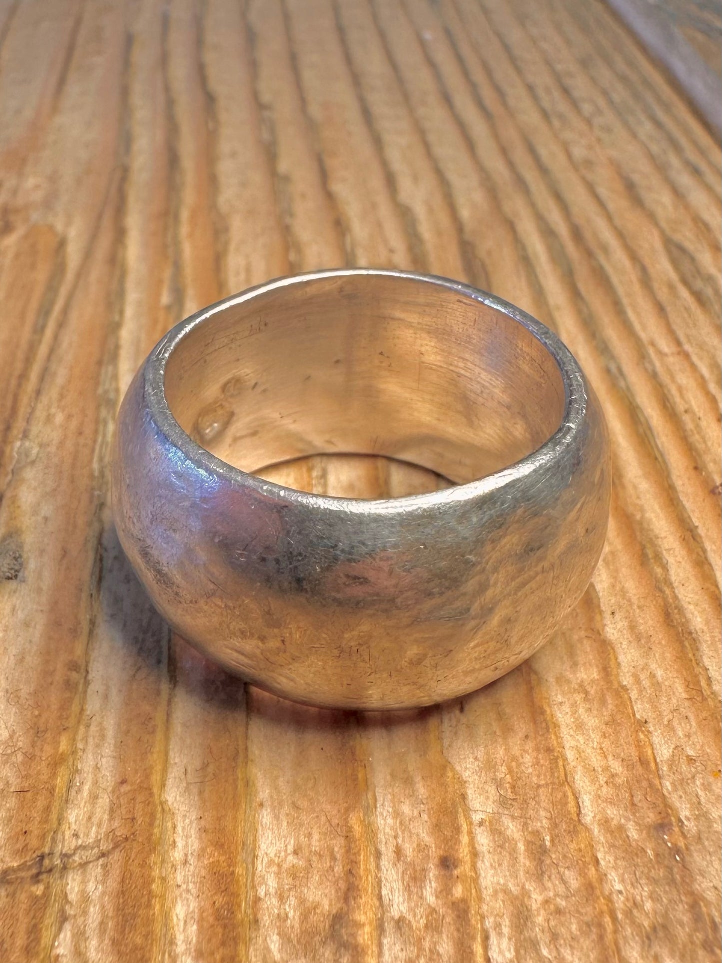 Massiver gehämmerter Ring aus 925 Sterling Silber Größe S