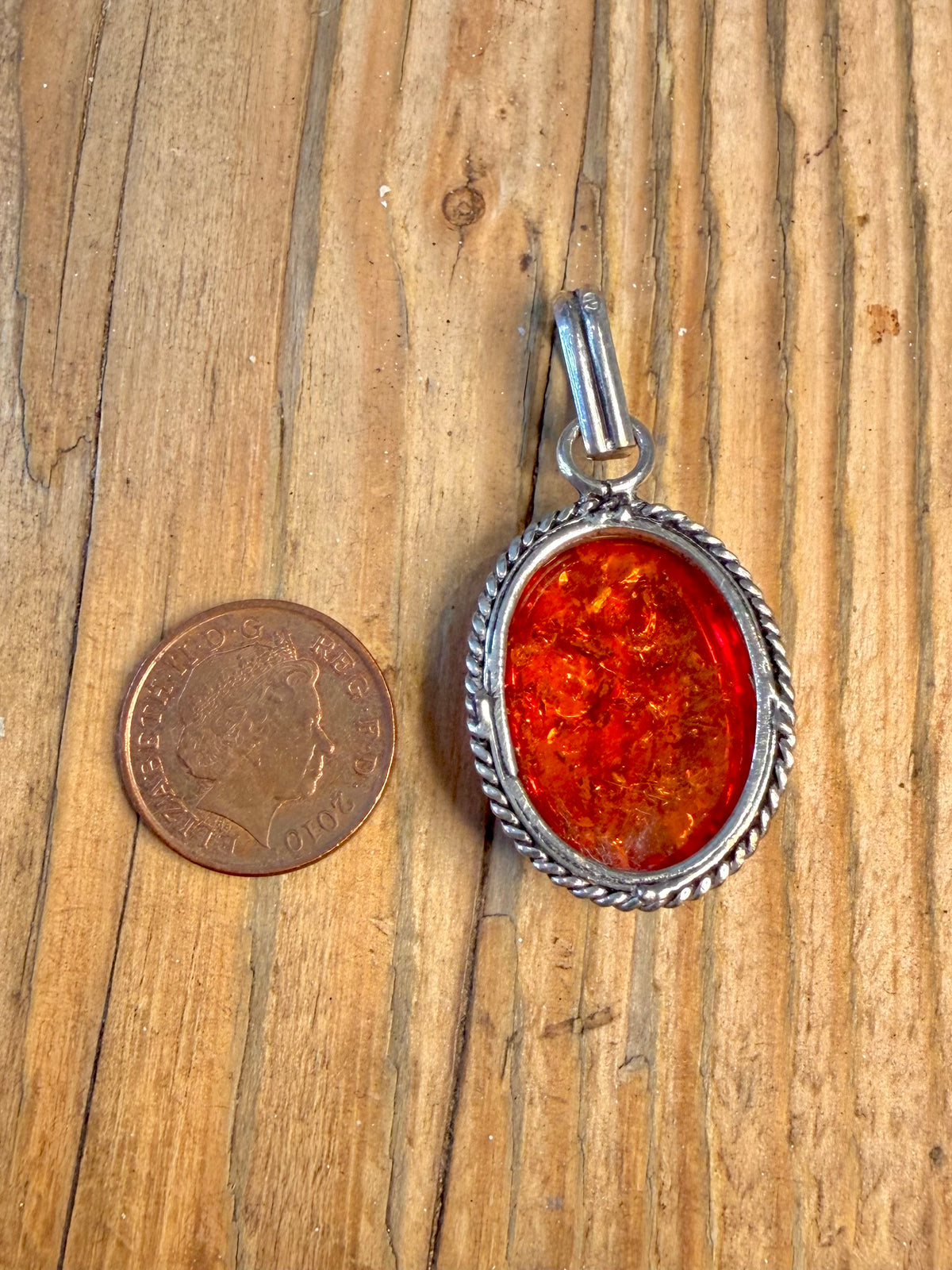 Oval Amber Rope Border 925 Sterling Silver Pendant