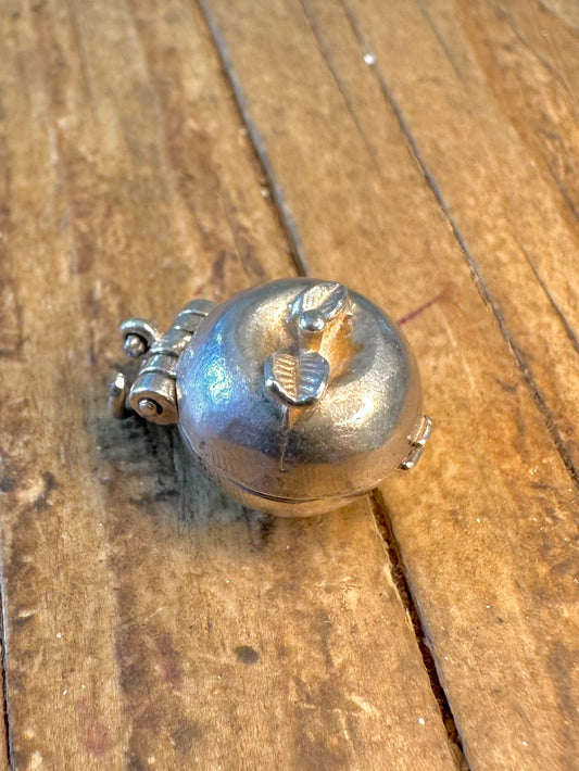 Apple Adam and Eve Opening 925 Sterling Silver Charm Pendant