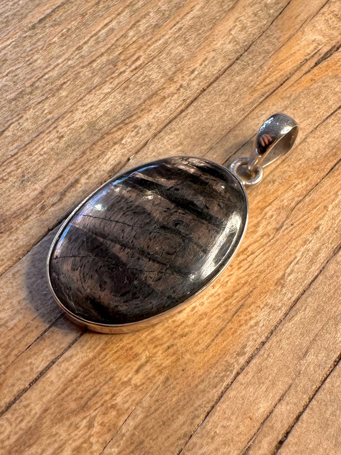Vintage Hypersthene Oval 925 Sterling Silver Pendant