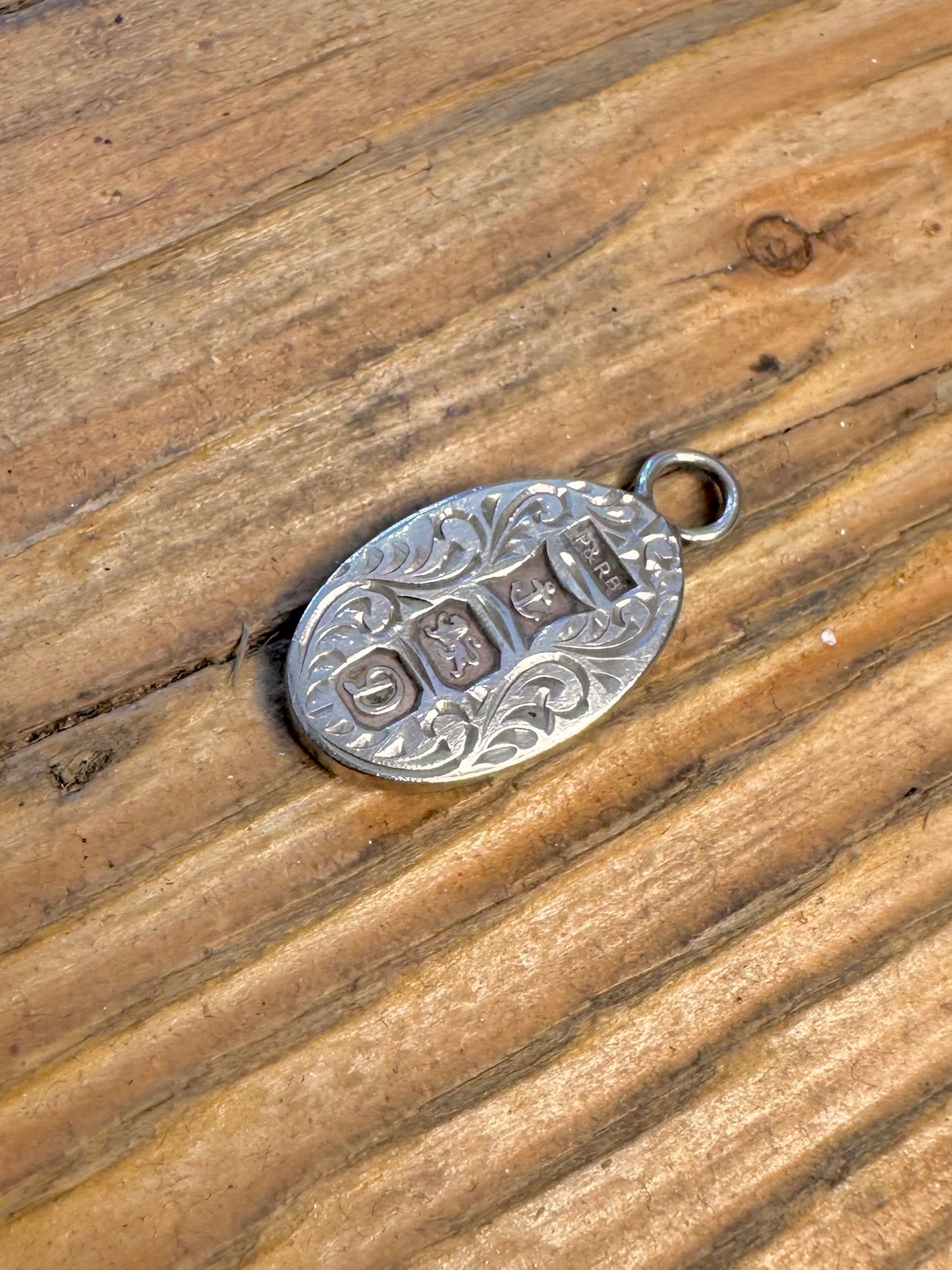 Ingot 1978 Engraved Oval Maker P&RB Birmingham 925 Sterling Silver Pendant