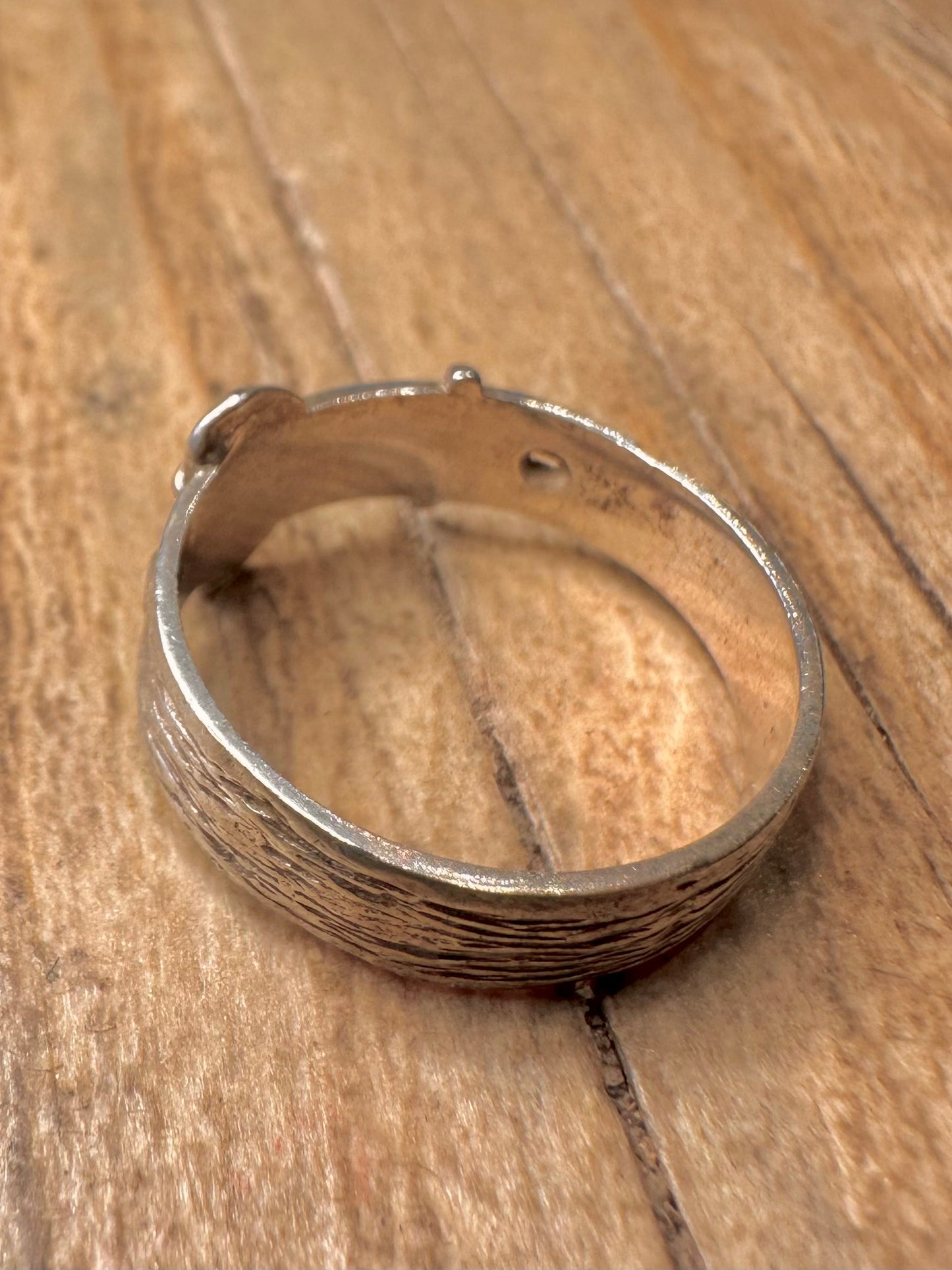 Vintage 1988 Buckle Textured 925 Sterling Silver Size M Ring