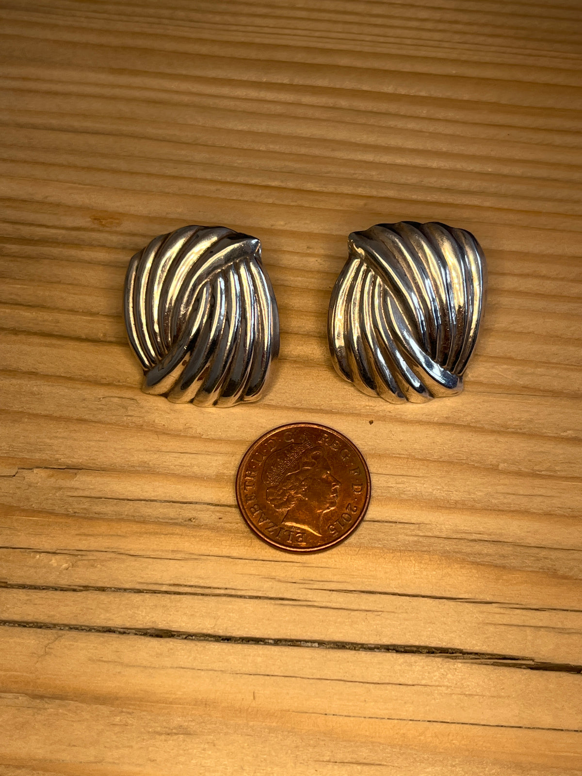 Large Interlocking Ribbed 925 Sterling Silver Stud Earrings