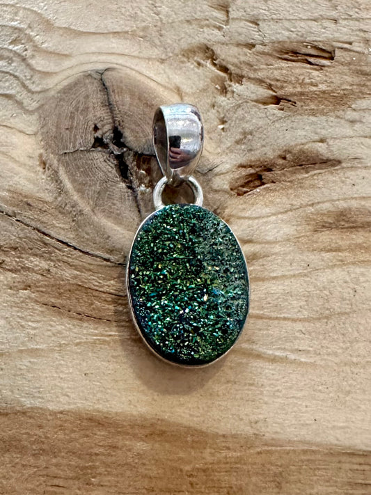 Green Druzy Oval 925 Silver Pendant