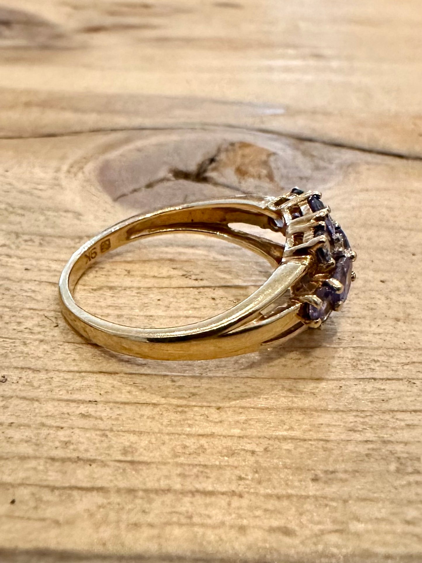 Modern 2006 Tanzanite Cluster 9ct Gold Size K1/2 Ring