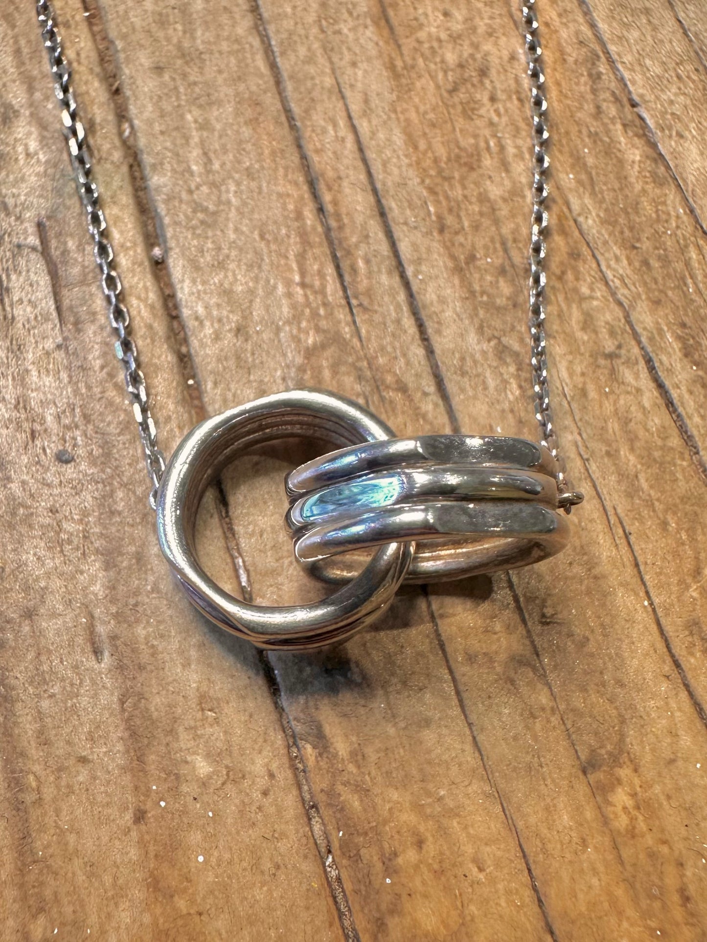 Links of London 2010 Interlocking Circle 925 Sterling Silver 15 to 17.5 inch Necklace