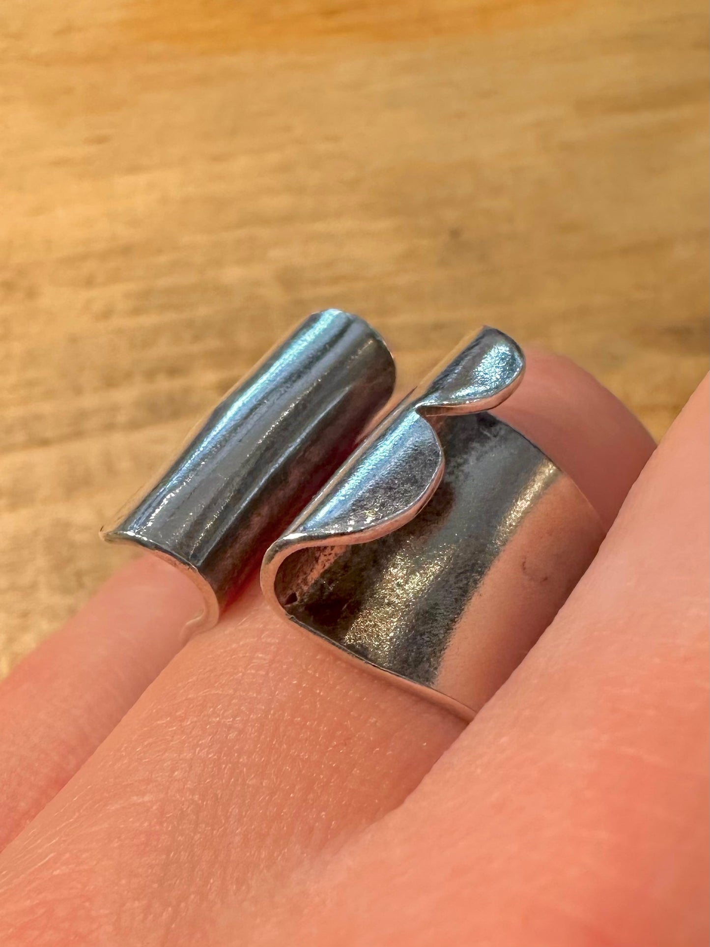 Abstract 2009 Open Front 925 Silver Size Q Ring
